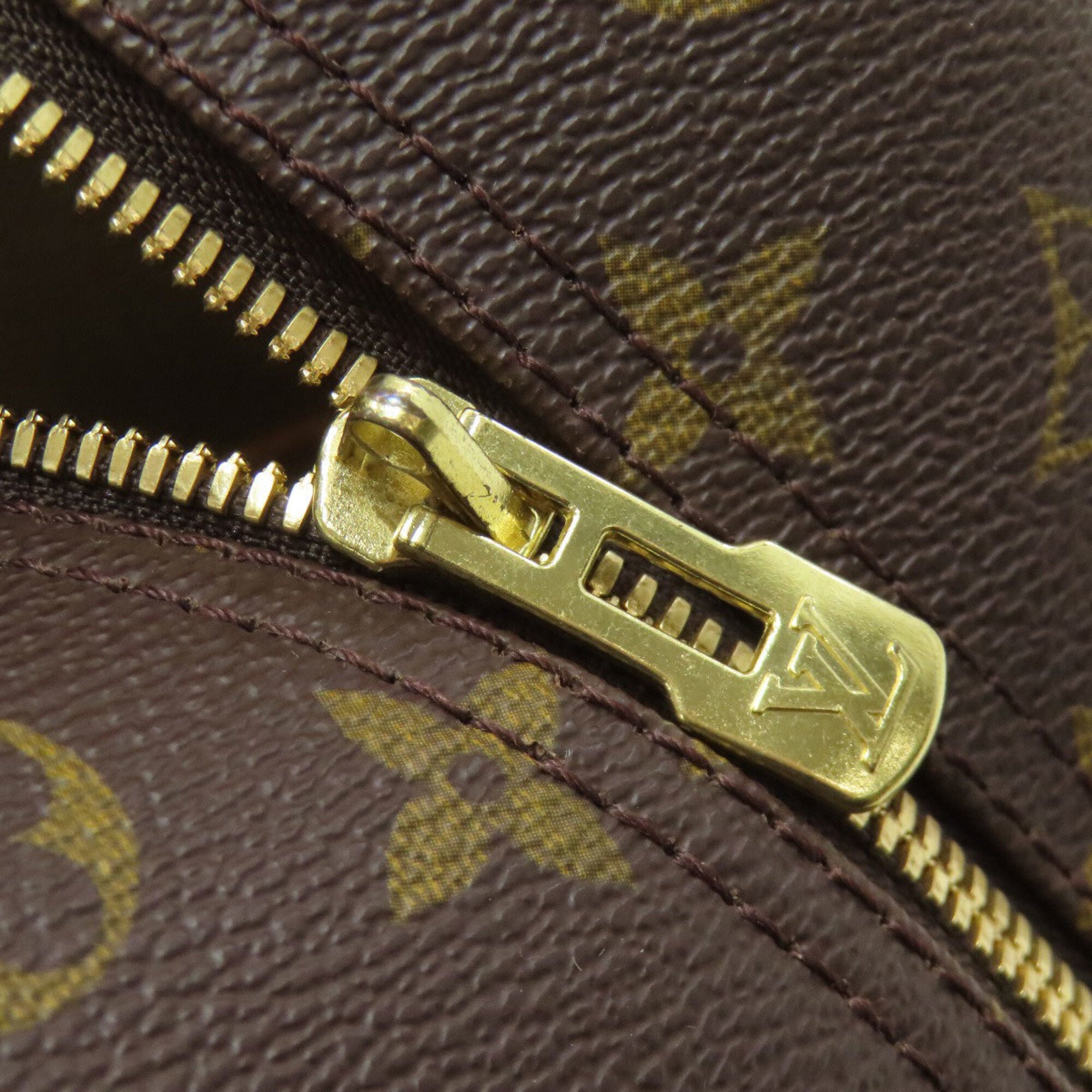 Louis Vuitton Brown Monogram Monogram Canvas Handbag (Pre-Owned)