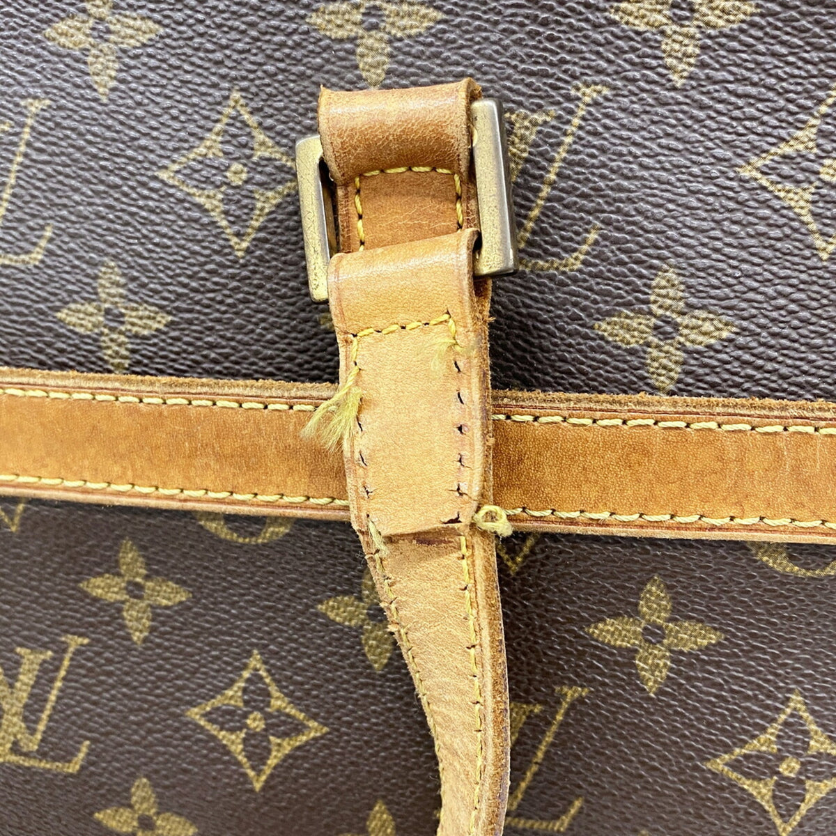 Louis Vuitton Brown Briefcase (Pre-Owned)