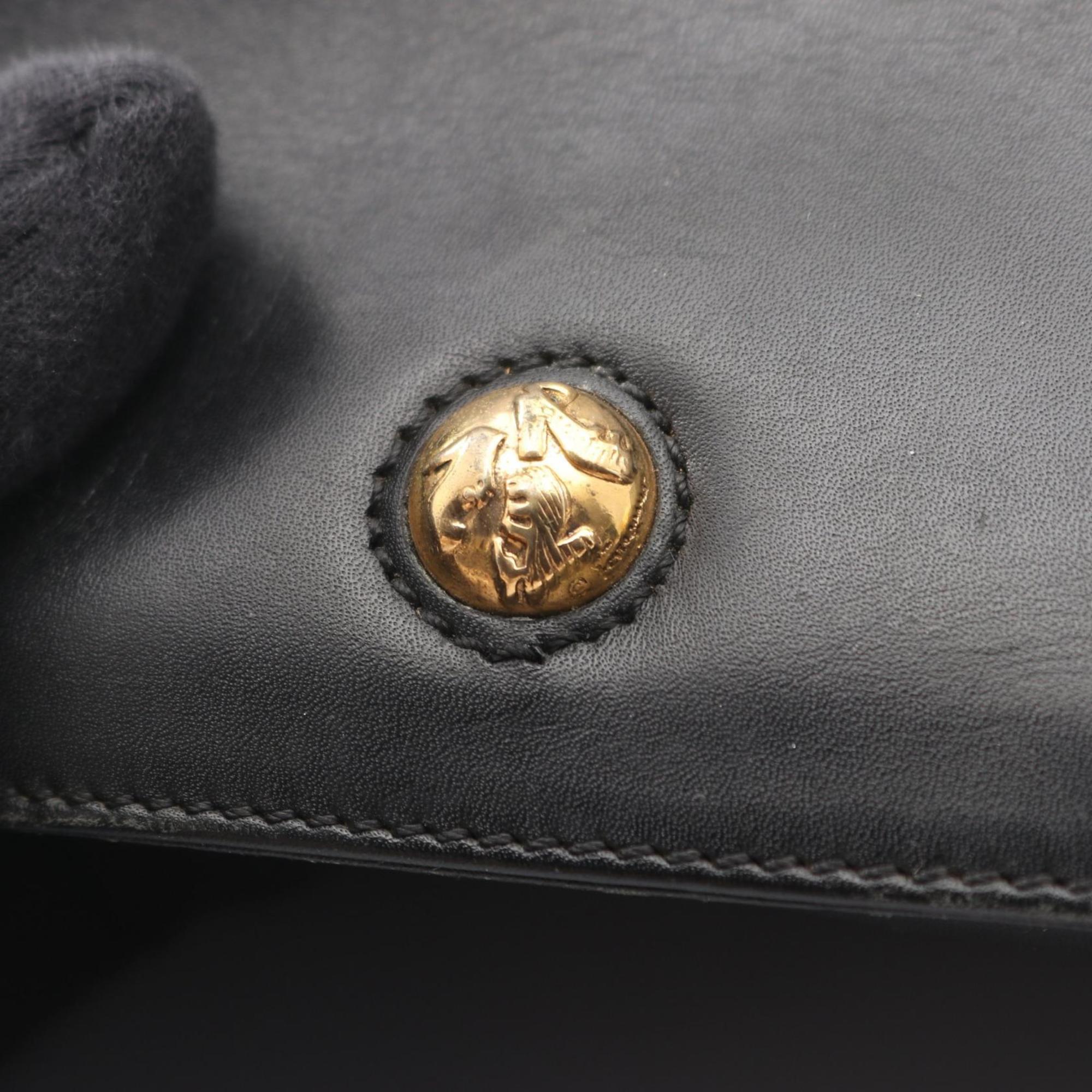 Salvatore Ferragamo Black Leather Handbag (Pre-Owned)