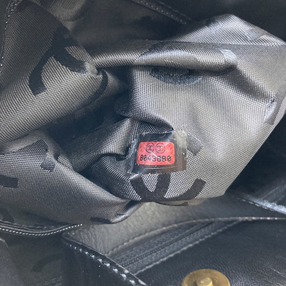 Chanel Camellia Black Handbag (Pre-Owned)