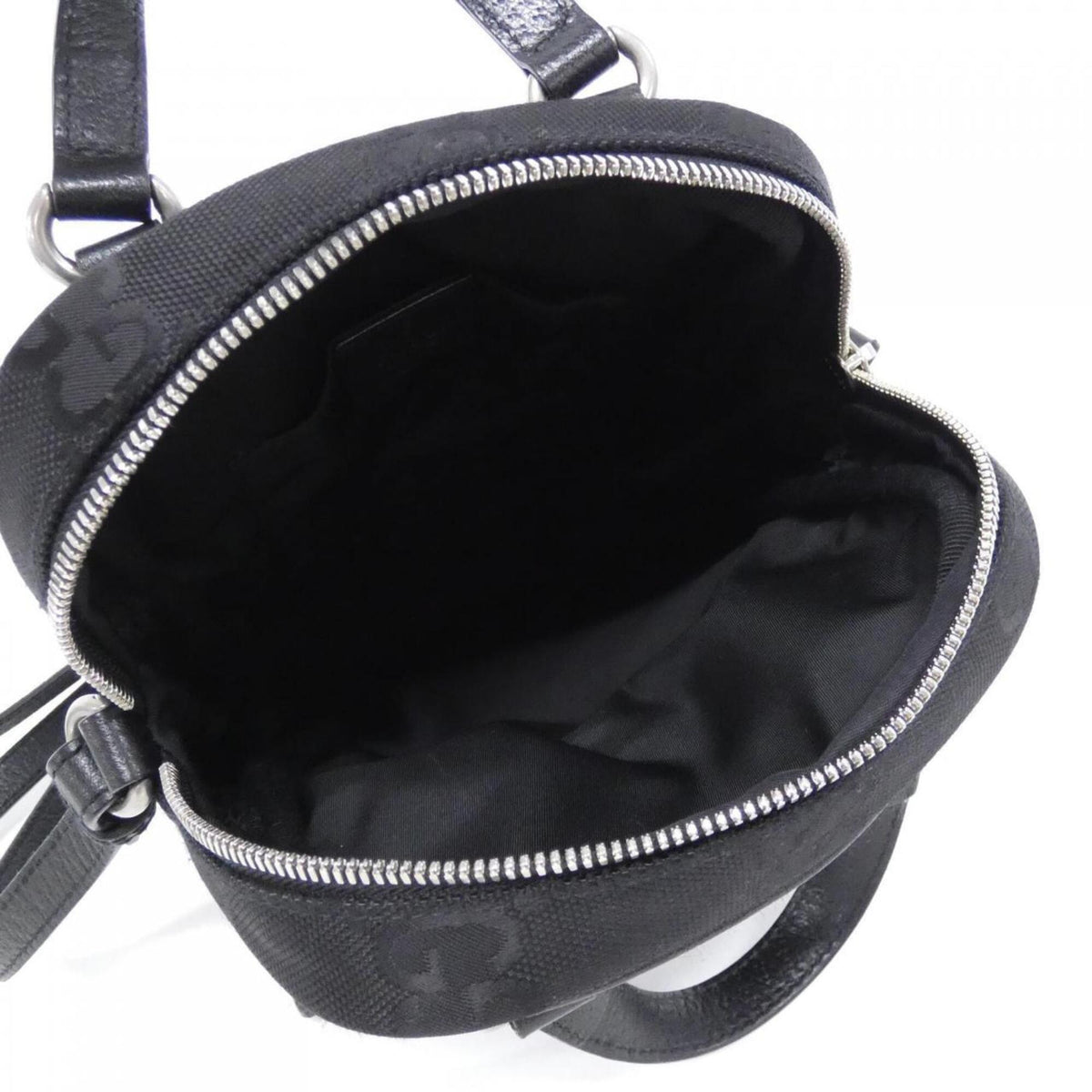 Gucci Black Nylon Leather Shoulder Bag (Pre-Owned)