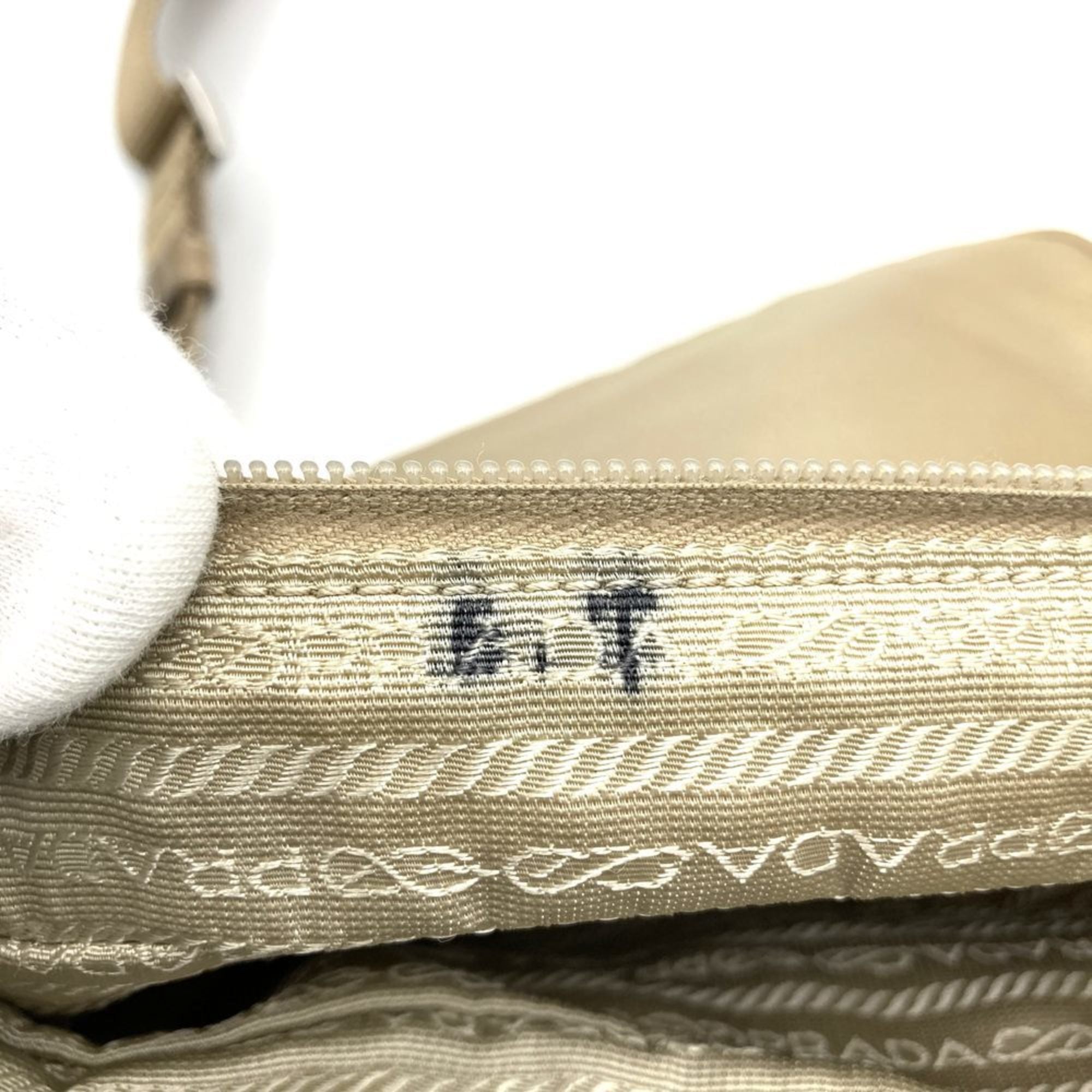 Prada Beige Nylon Shoulder Bag (Pre-Owned)