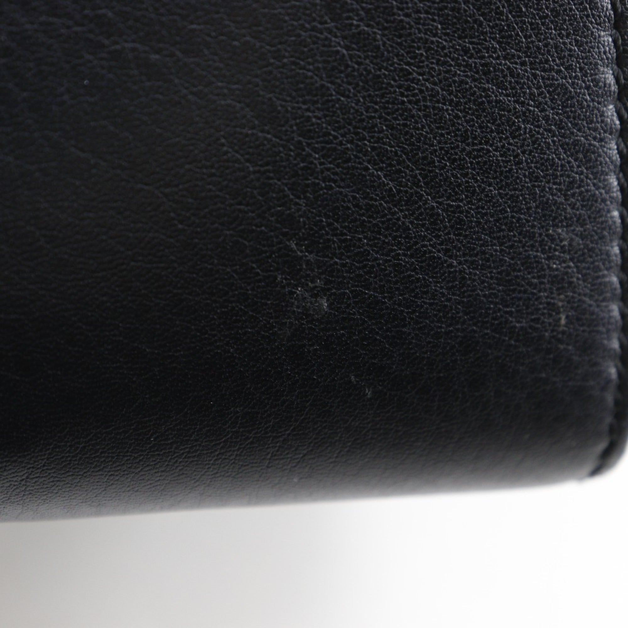 Fendi Black Leather Handbag (Pre-Owned)