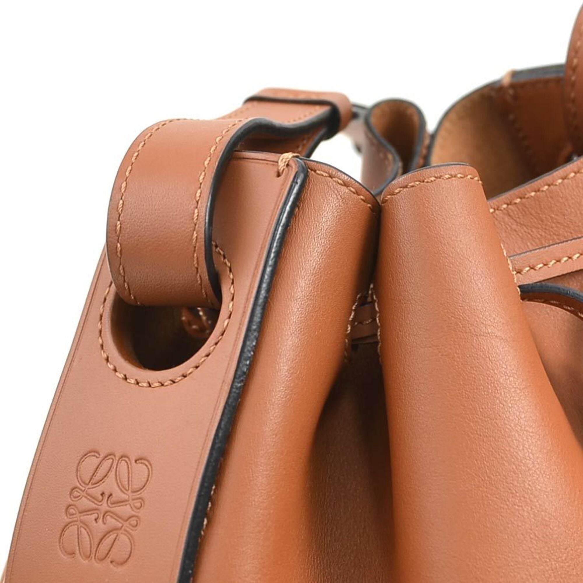 Loewe Brown Leather Shoulder Bag (Pre-Owned)