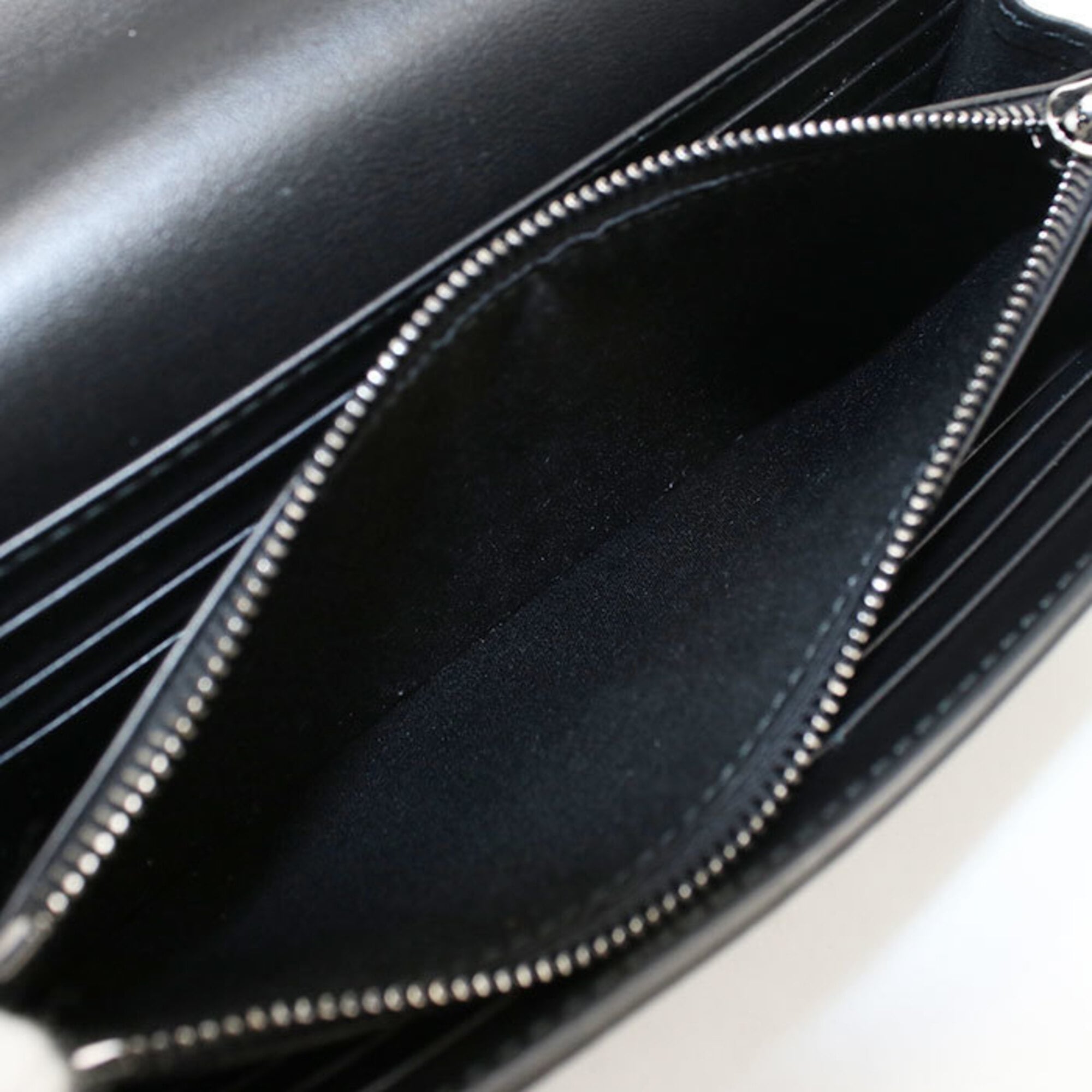 Christian Dior Black Long Wallet (Bi-Fold) (Pre-Owned)