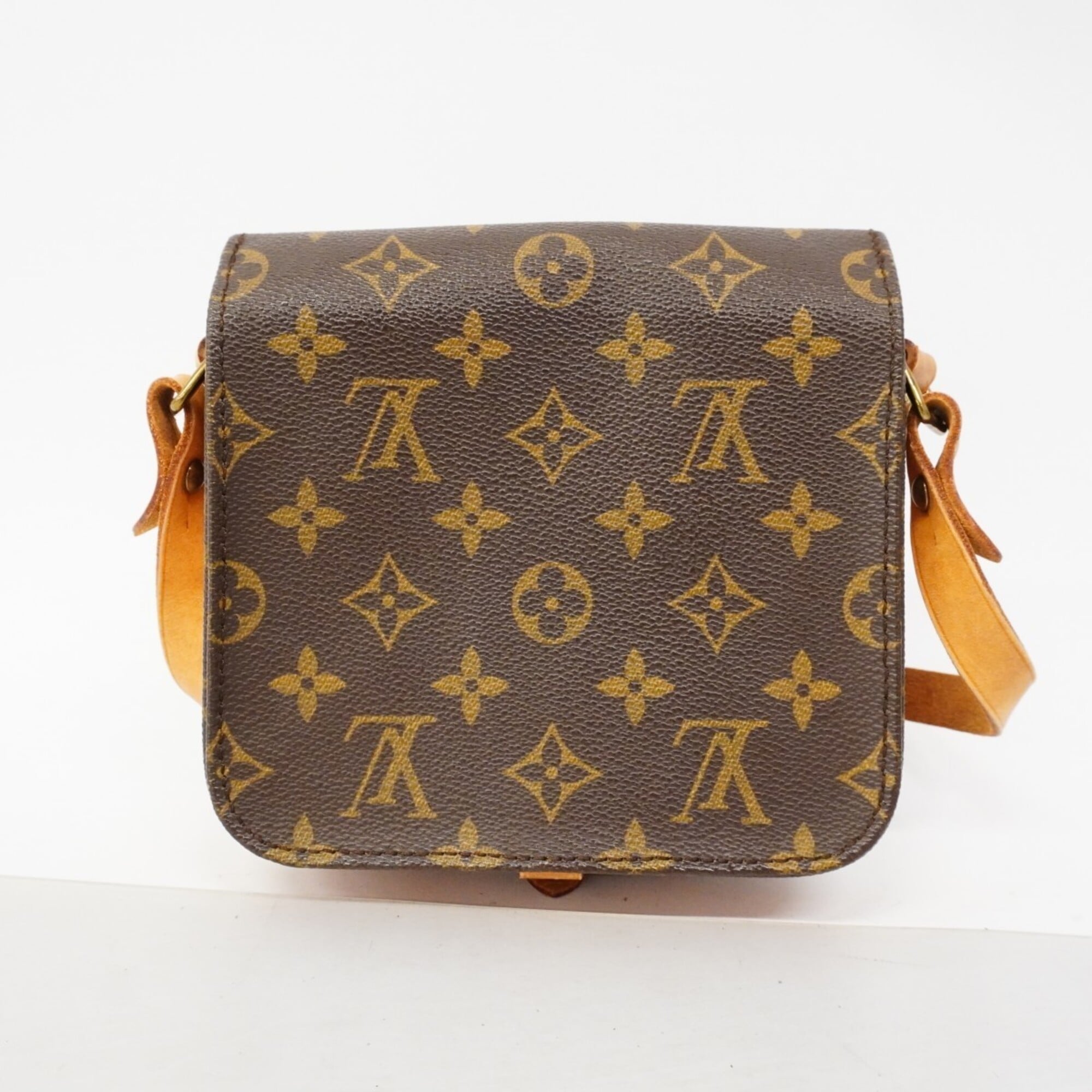 Louis Vuitton Brown Shoulder Bag (Pre-Owned)