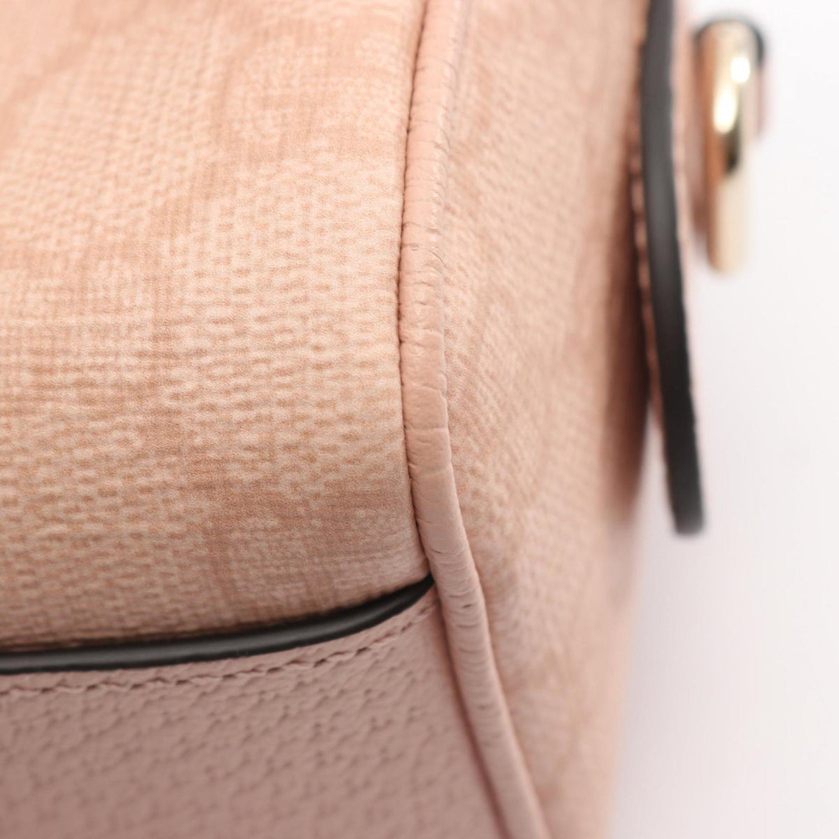 Gucci Pink Gg Supreme Leather Handbag (Pre-Owned)
