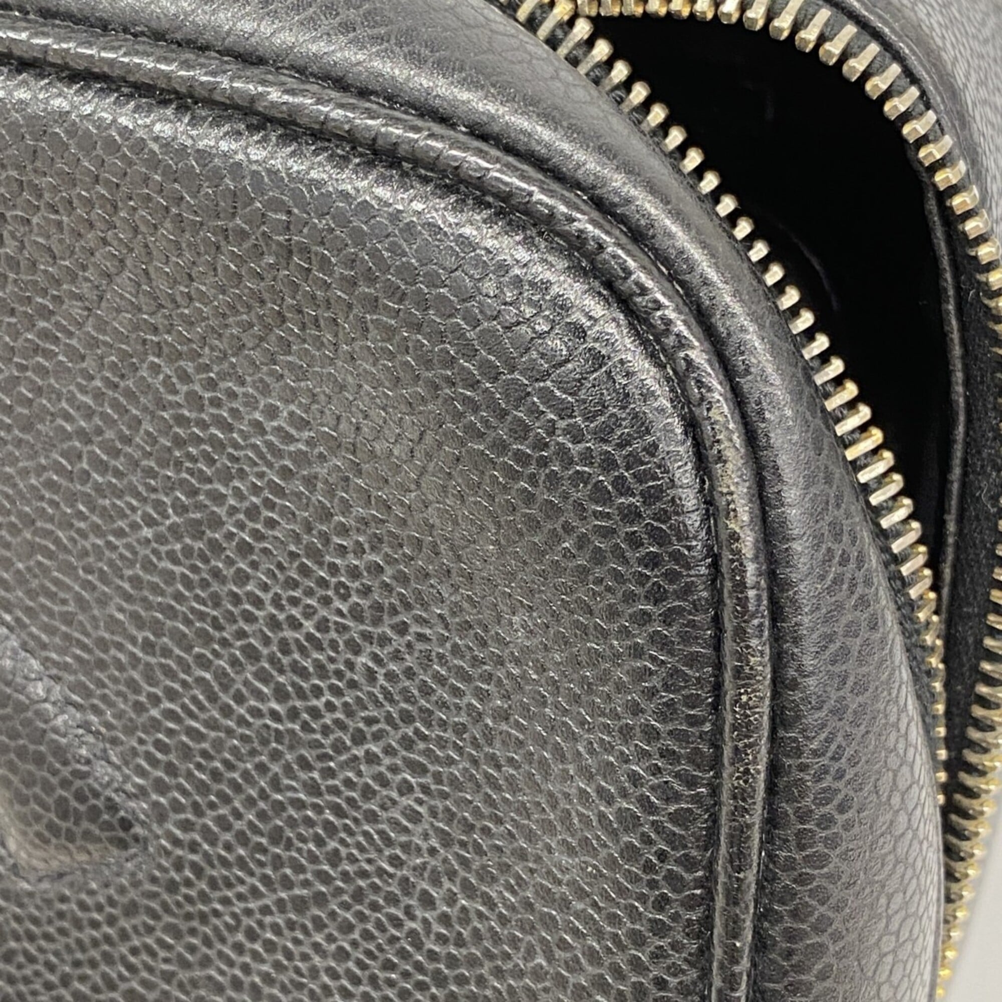 Chanel Black Grained Calfskin Vanity Bag (Pre-Owned)