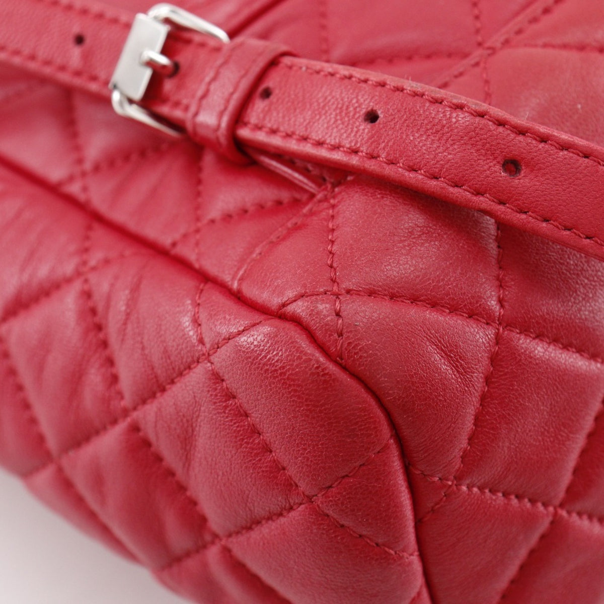 Chanel Matelasse Red Color Leather Backpack (Pre-Owned)