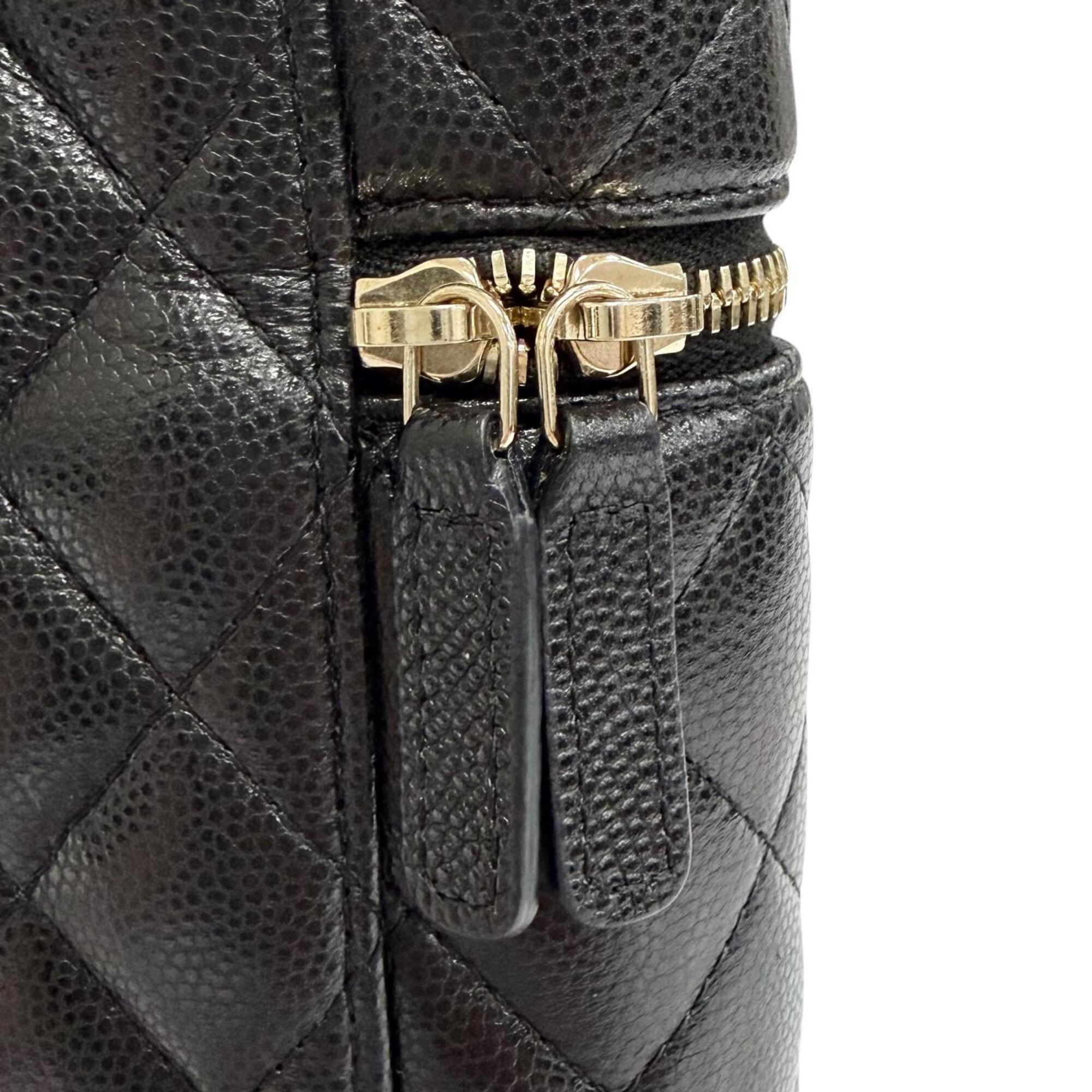 Chanel Black Grained Calfskin Shoulder Bag (Pre-Owned)