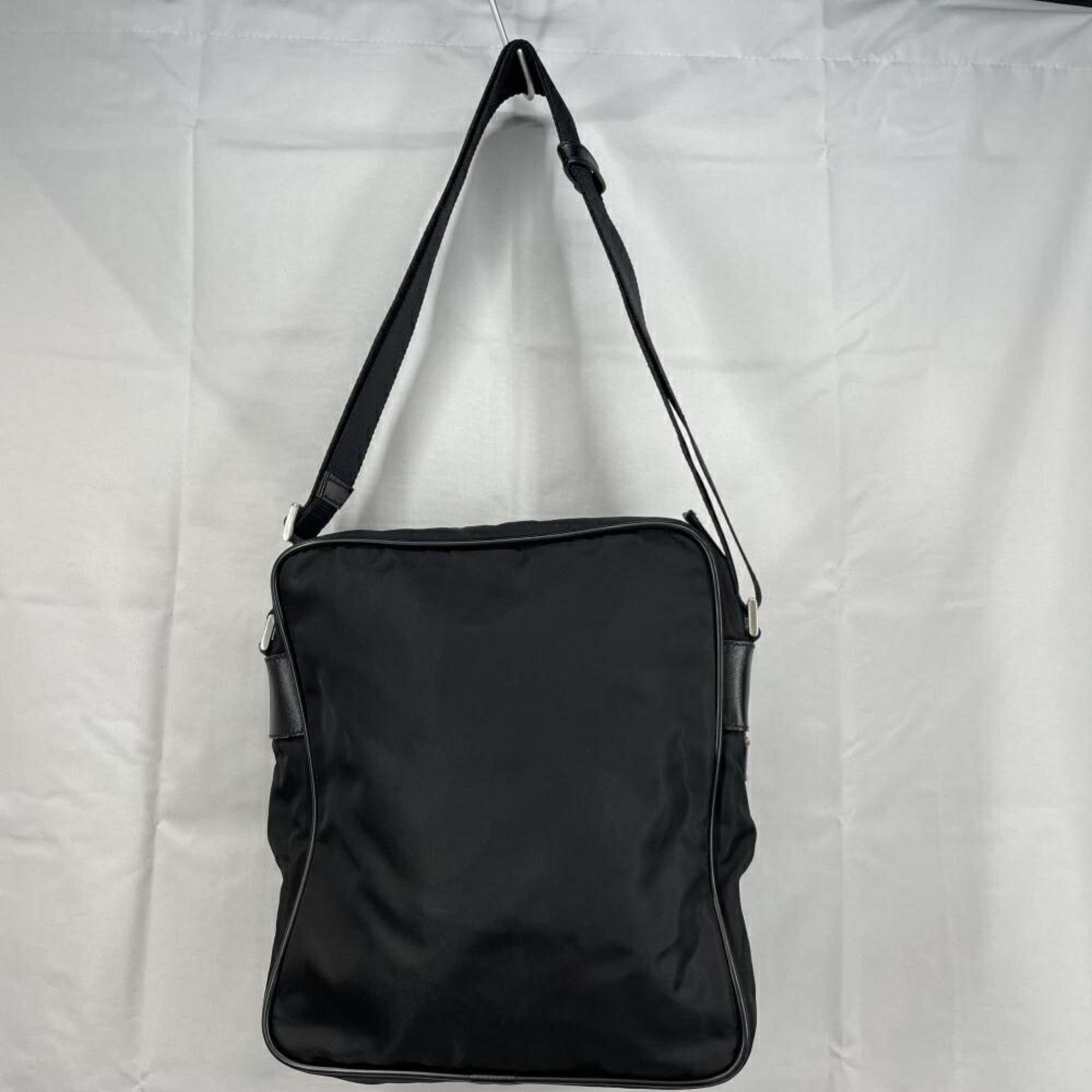 Prada Nylon Sling Bag (Pre-Owned)
