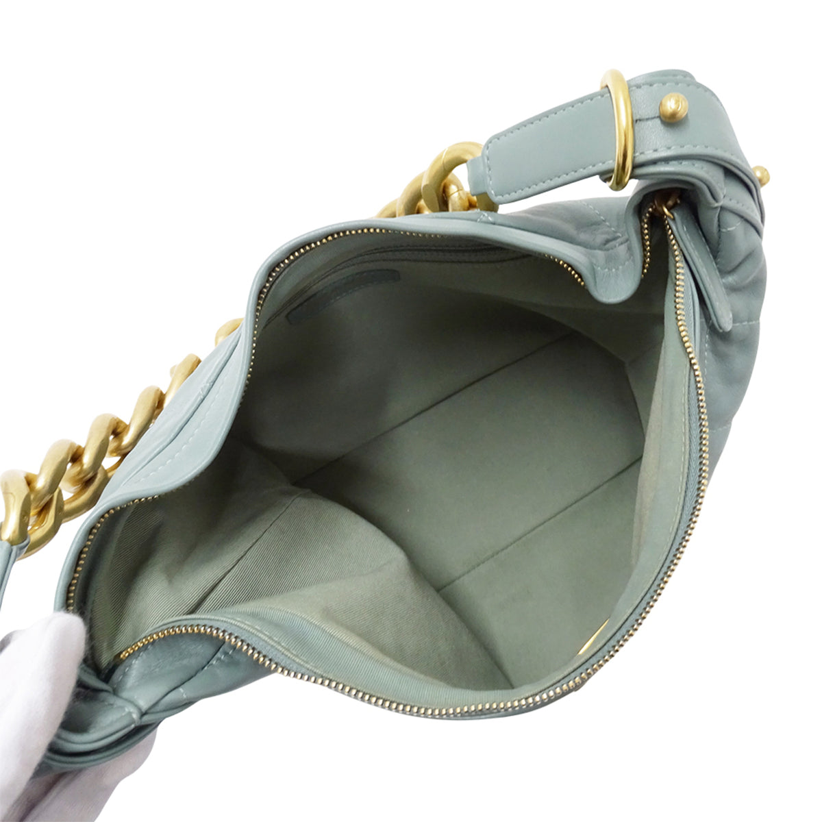 Chanel Green Leather Handbag Shoulder Bag (Pre-Owned)