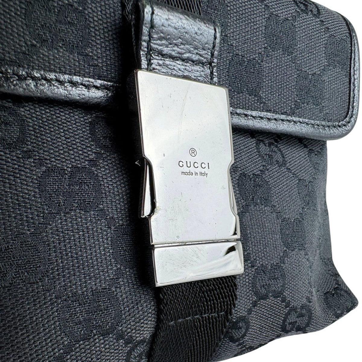 Gucci Black Gg Canvas Fanny Pack Sling Bag (Pre-Owned)