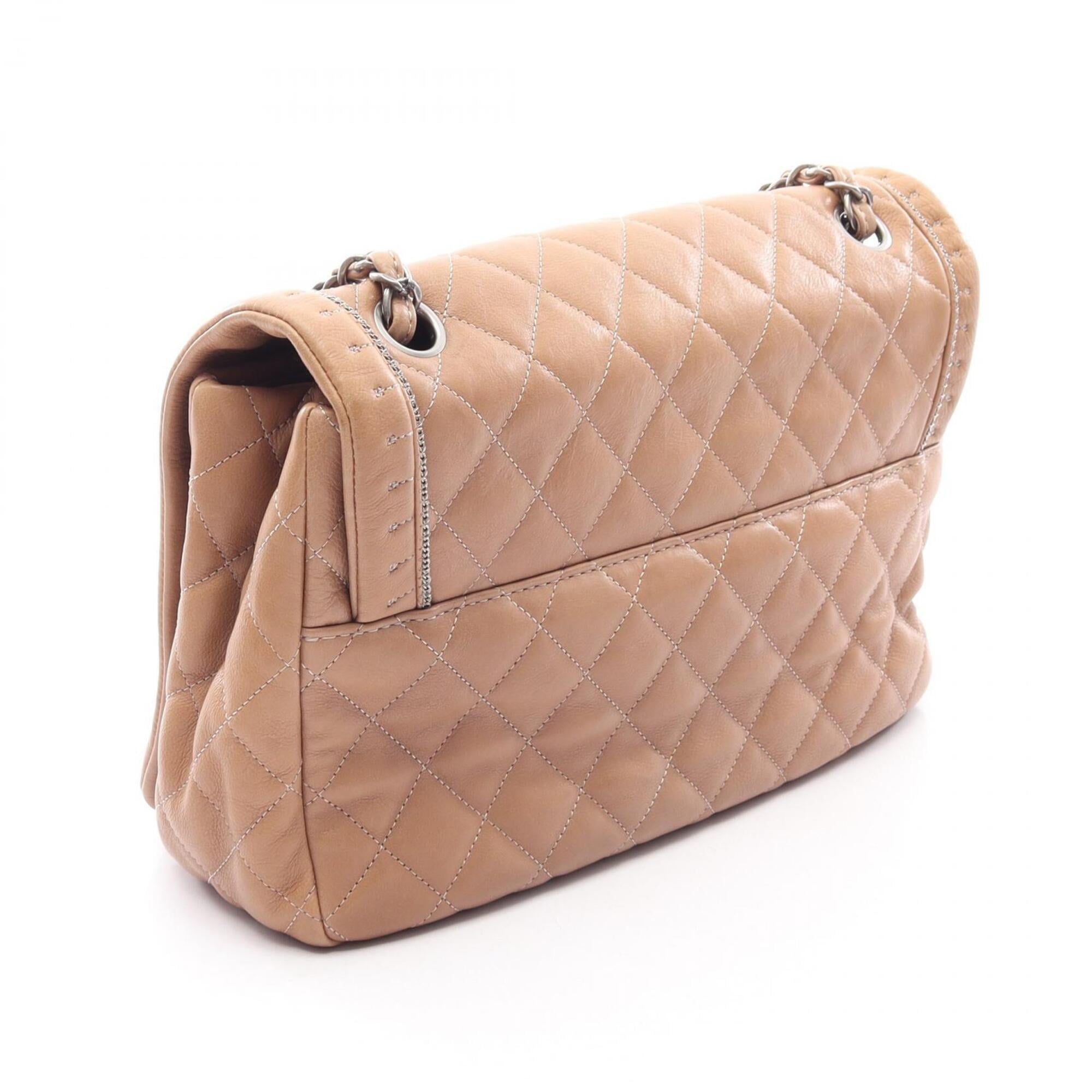 Chanel Beige Leather Handbag Shoulder Bag (Pre-Owned)