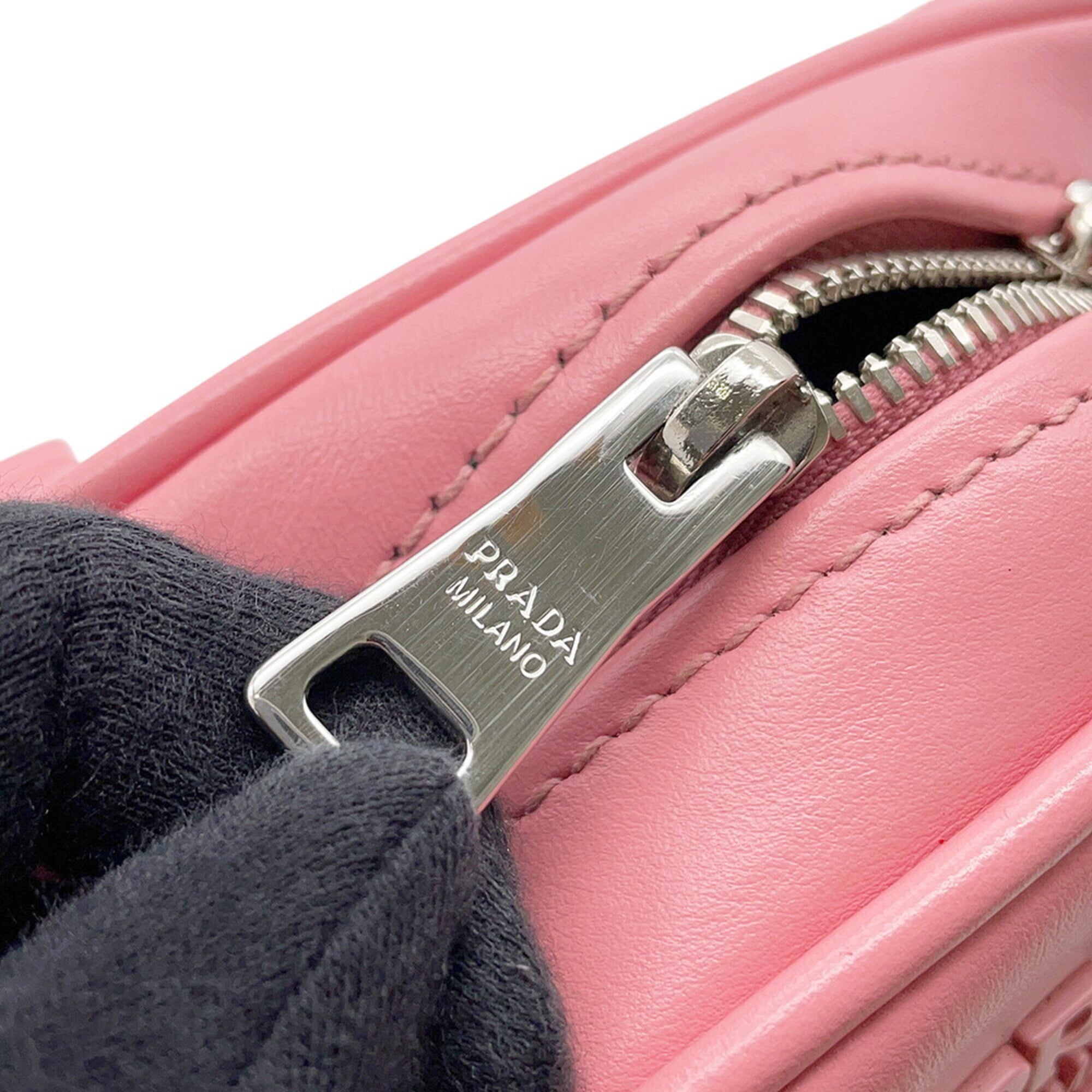 Prada Pink Leather Handbag Shoulder Bag (Pre-Owned)