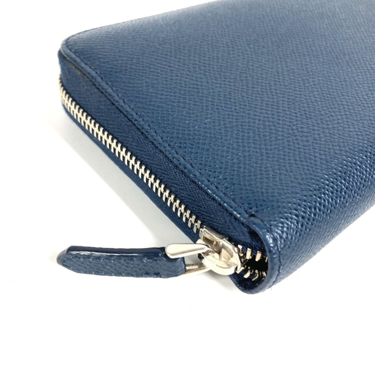 Bvlgari Blue Leather Long Wallet (Bi-Fold) (Pre-Owned)