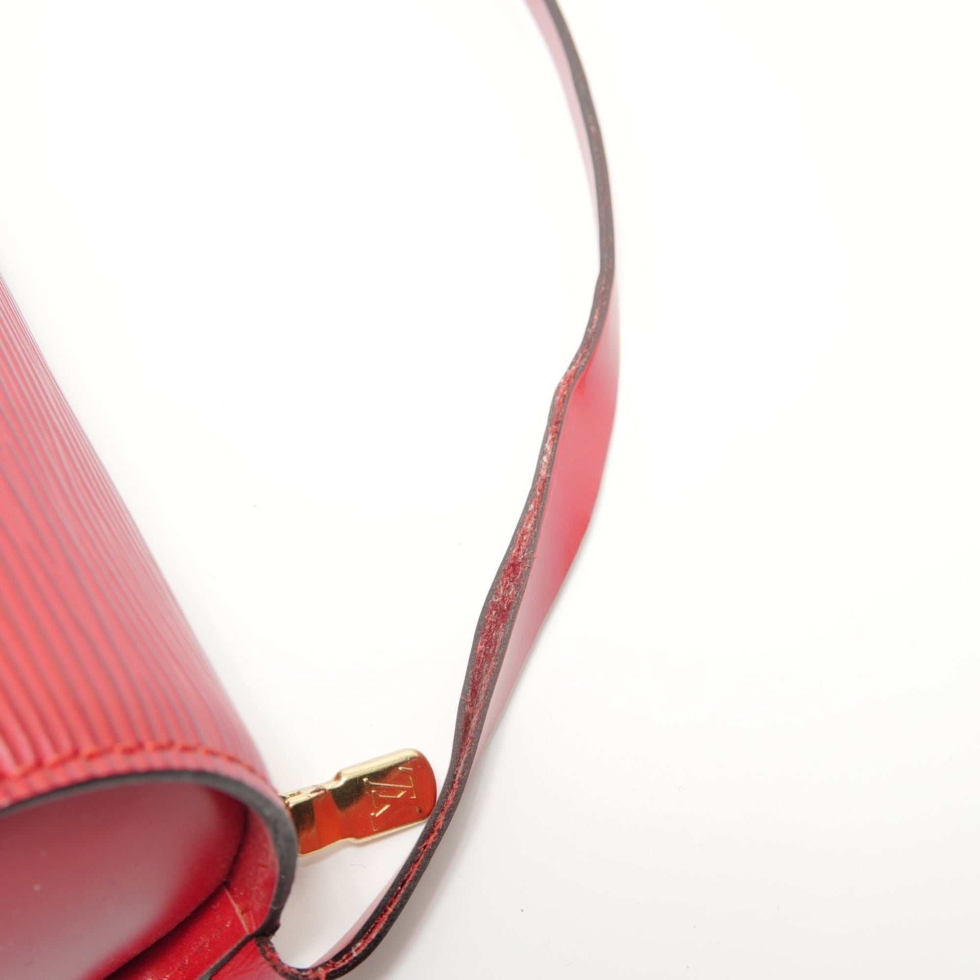 Louis Vuitton Red Color Pouch Shoulder Bag (Pre-Owned)