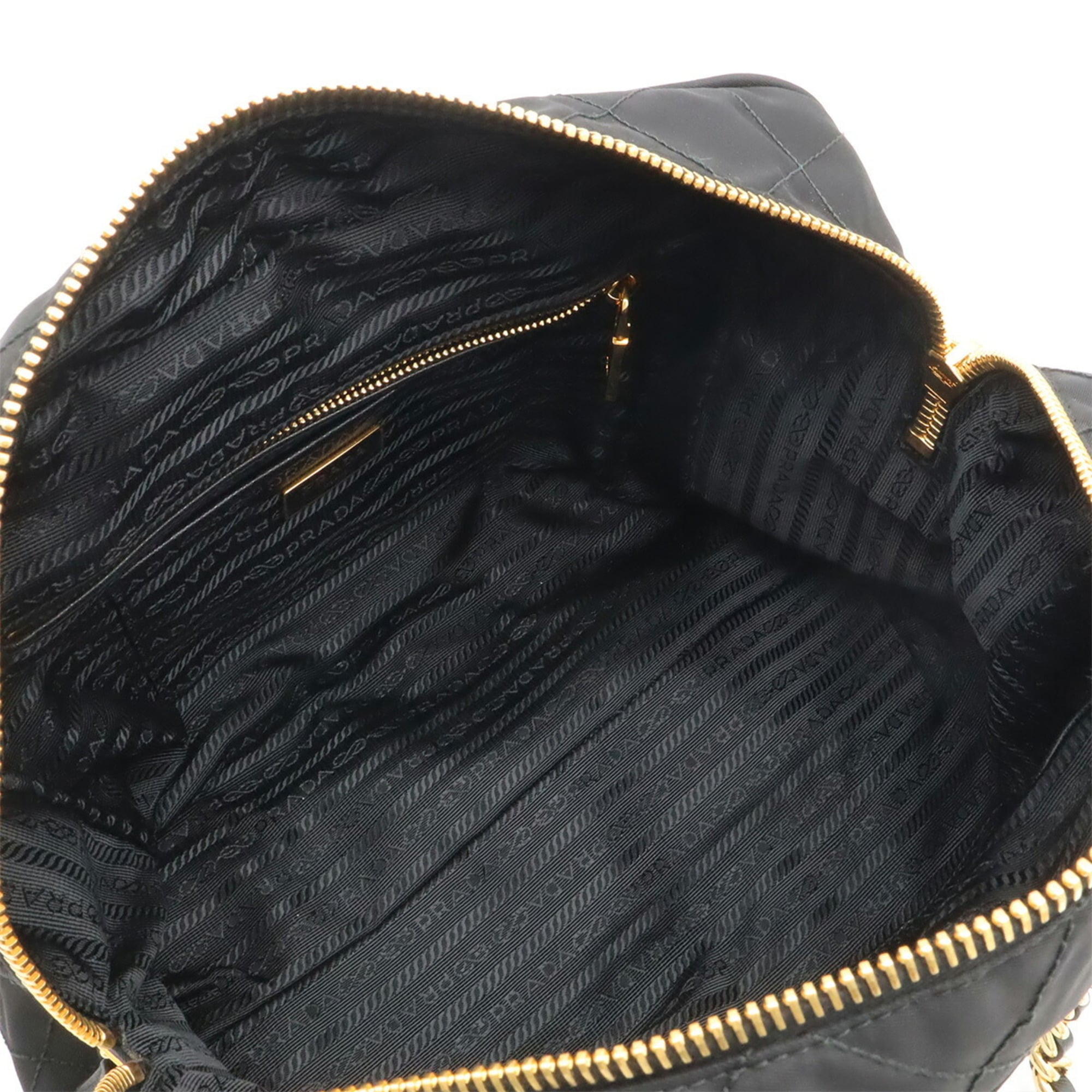 Prada Black Nero White Quilting Shoulder Bag (Pre-Owned)