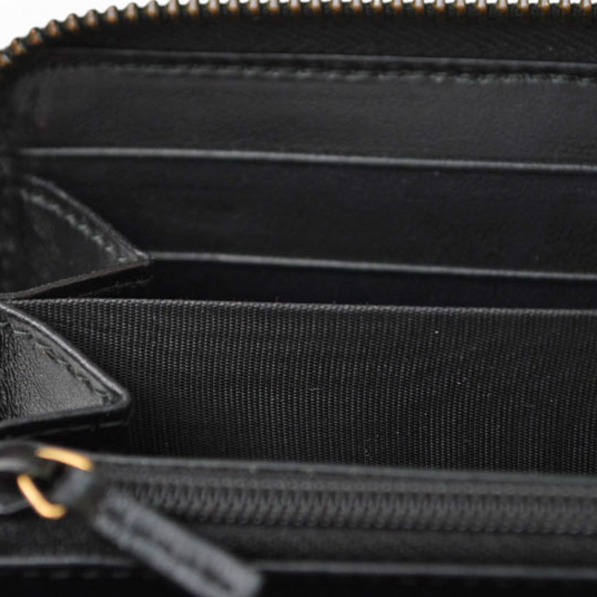 Gucci Black Leather Long Wallet (Bi-Fold) (Pre-Owned)