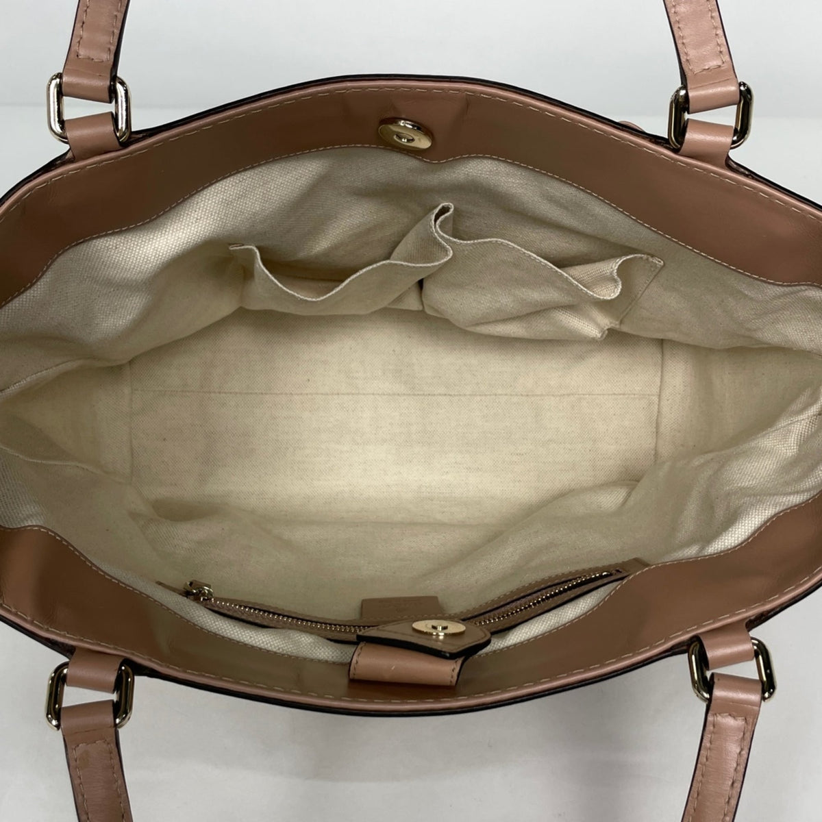 Gucci Beige Pink Gg Canvas Leather Handbag (Pre-Owned)