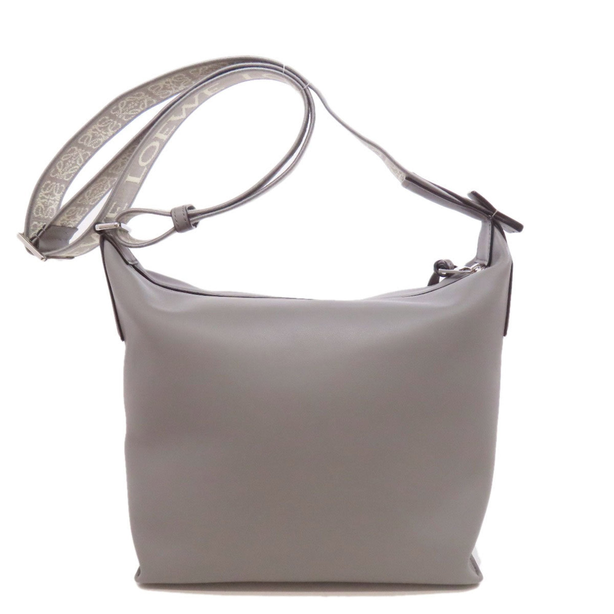 Loewe Gray Leather Shoulder Bag (Pre-Owned)