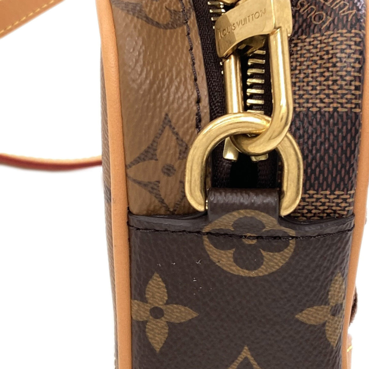 Louis Vuitton Brown Monogram Monogram Shoulder Bag (Pre-Owned)