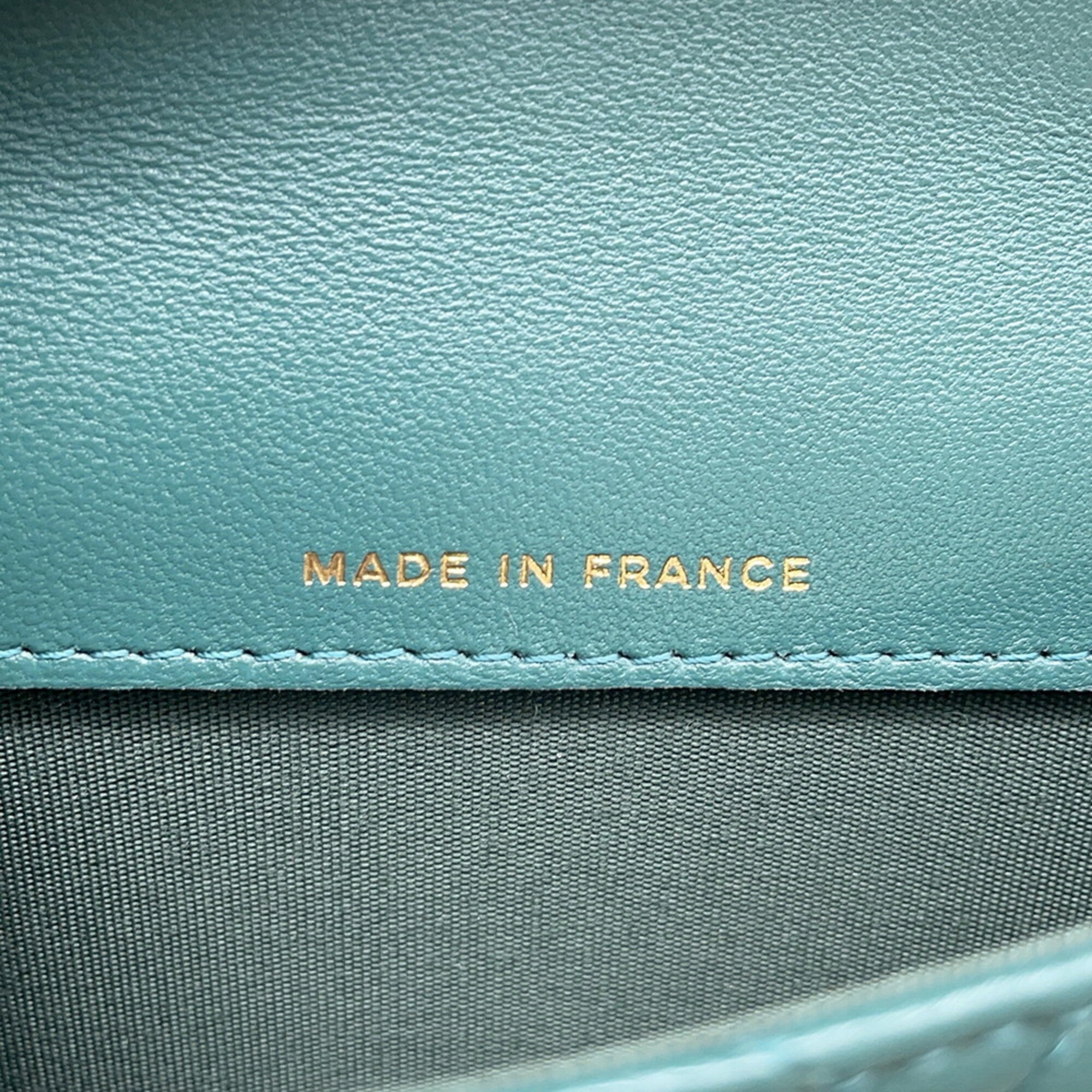 Chanel Green Leather Chain/Shoulder Wallet (Pre-Owned)