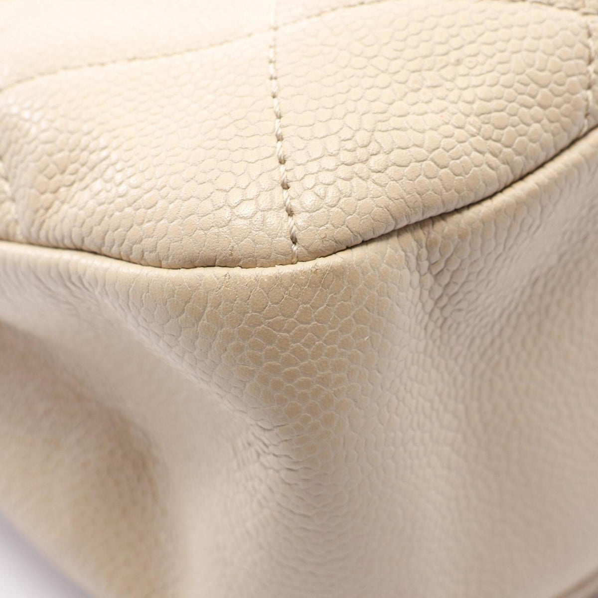 Chanel Ivory Grained Calfskin Handbag Tote Bag (Pre-Owned)
