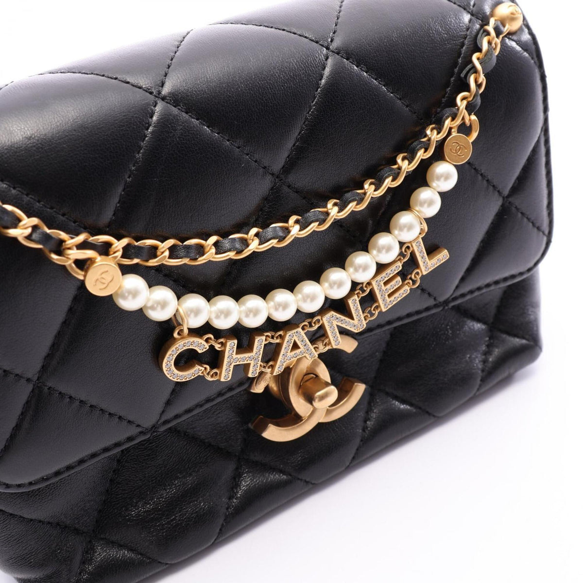 Chanel Black Leather Handbag Shoulder Bag (Pre-Owned)
