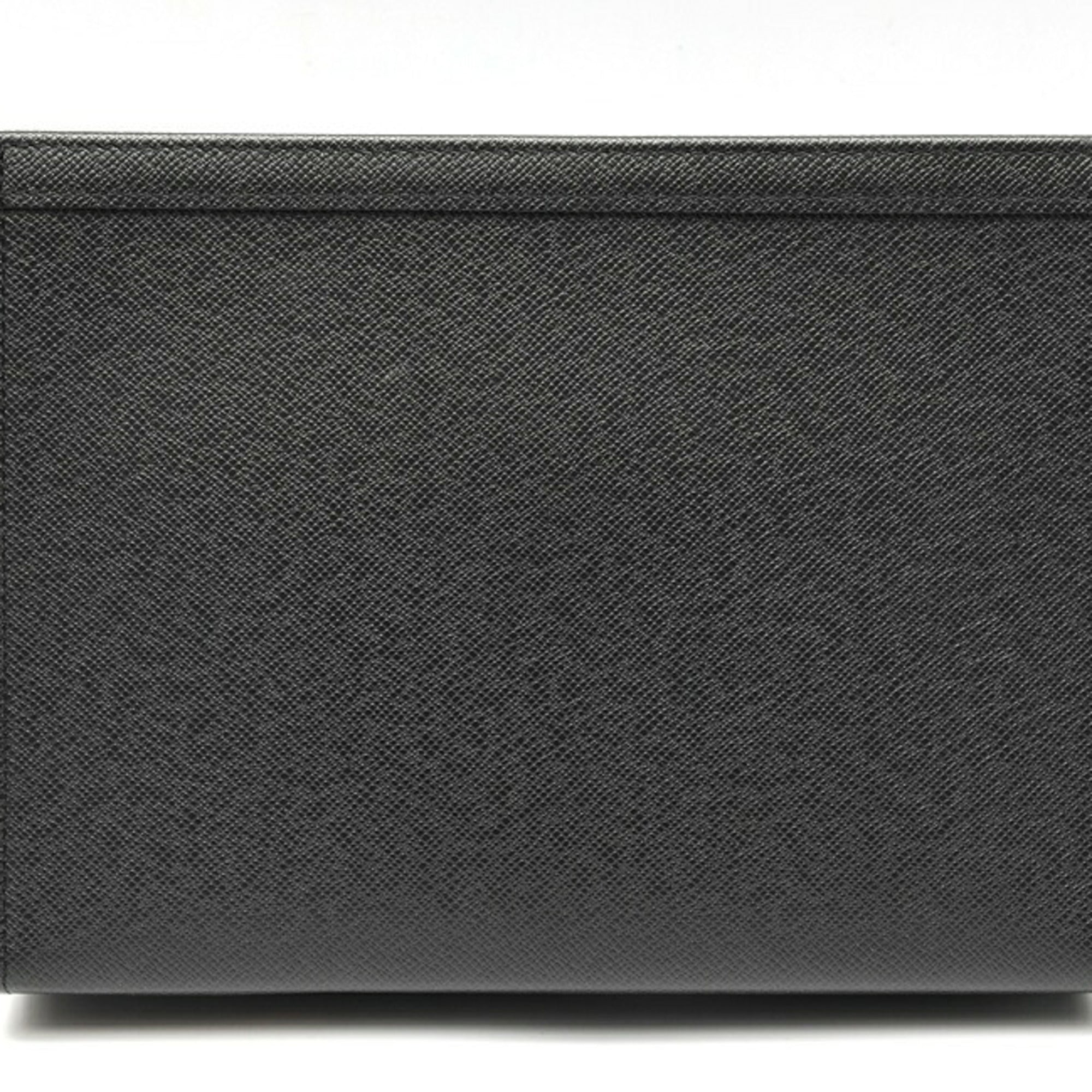 Louis Vuitton Black Taiga Leather Clutch Bag Pochette (Pre-Owned)