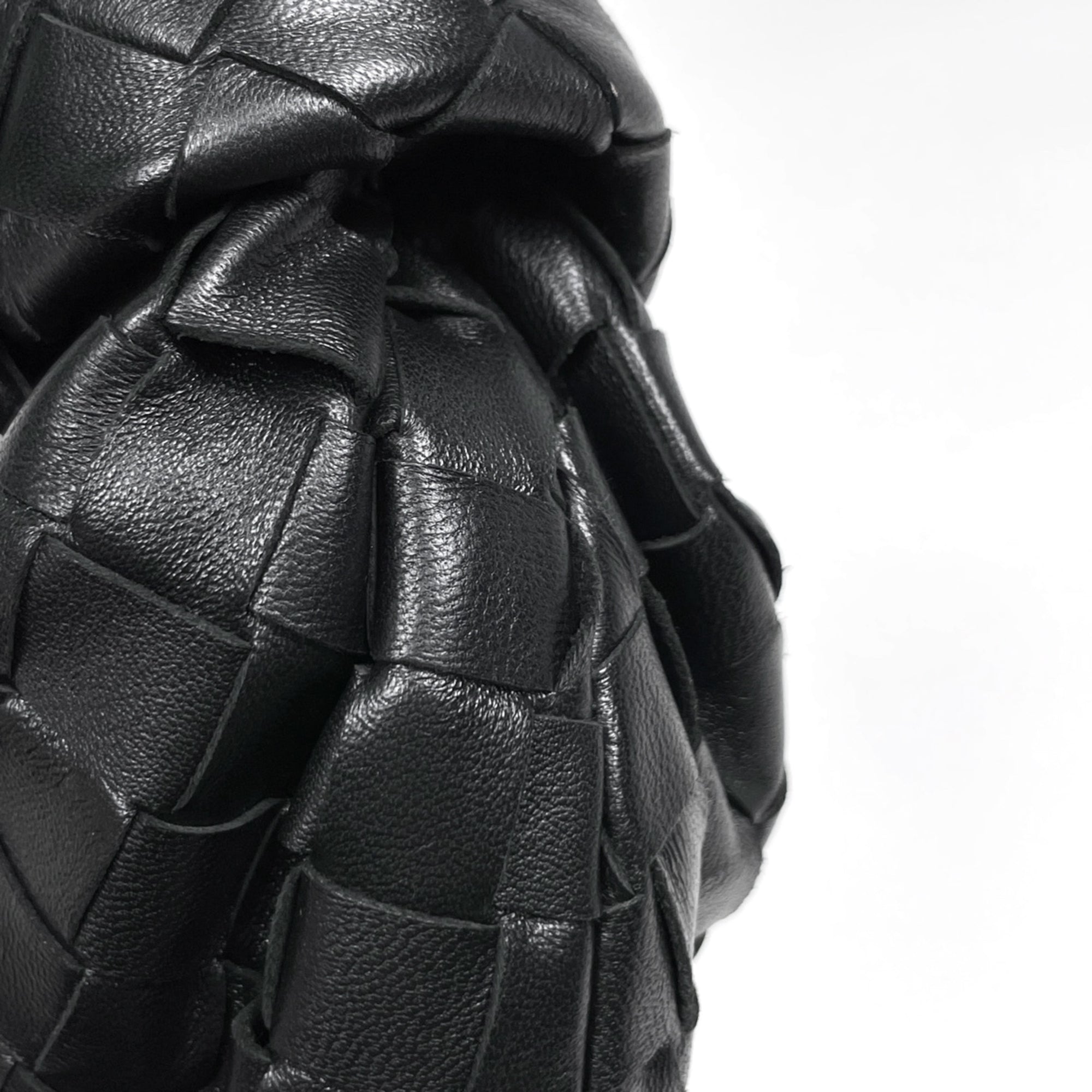 Bottega Veneta Black Intrecciato Handbag (Pre-Owned)