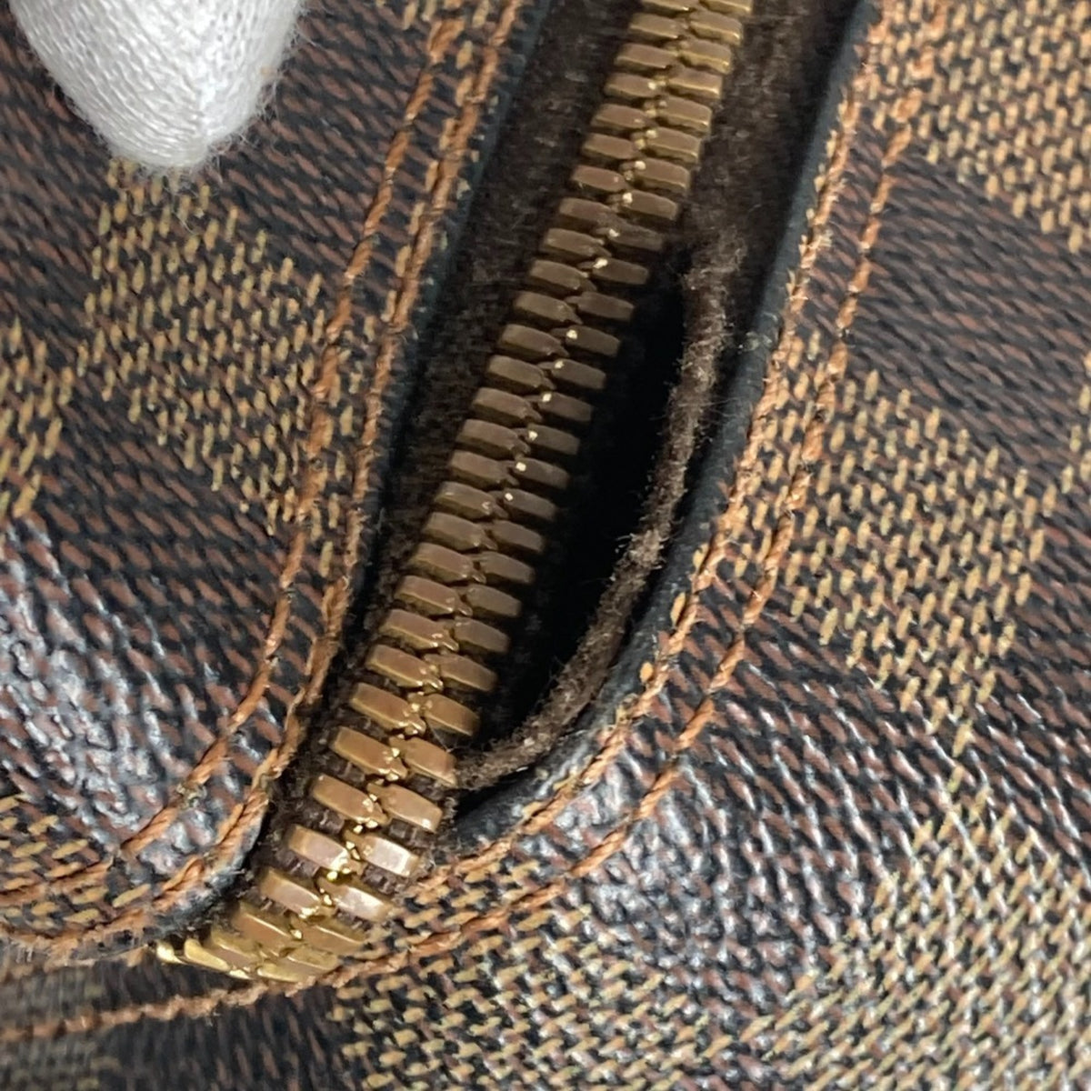 Louis Vuitton Brown Damier Canvas Shoulder Bag (Pre-Owned)