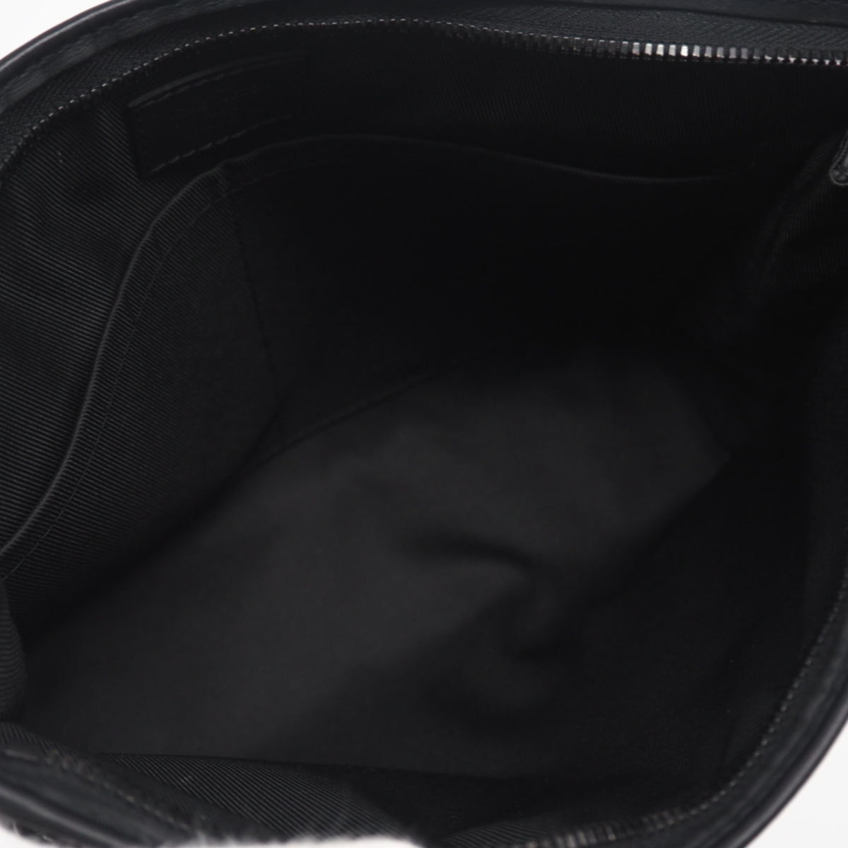 Louis Vuitton Black Noir Leather Shoulder Bag (Pre-Owned)