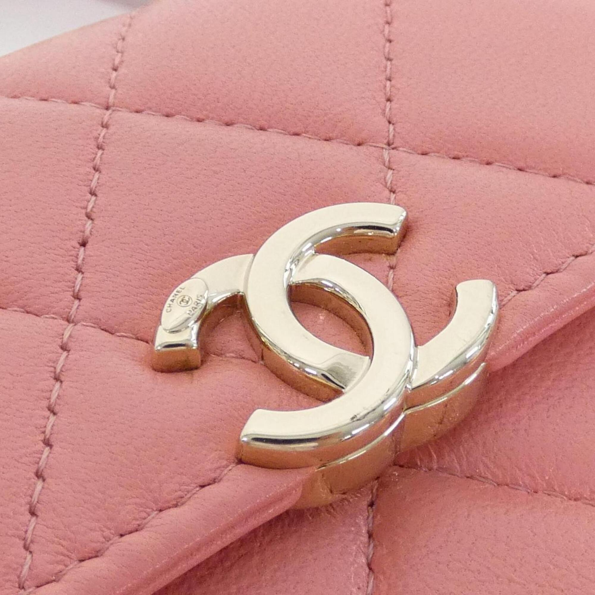 Chanel Pink Leather Shoulder Bag (Pre-Owned)
