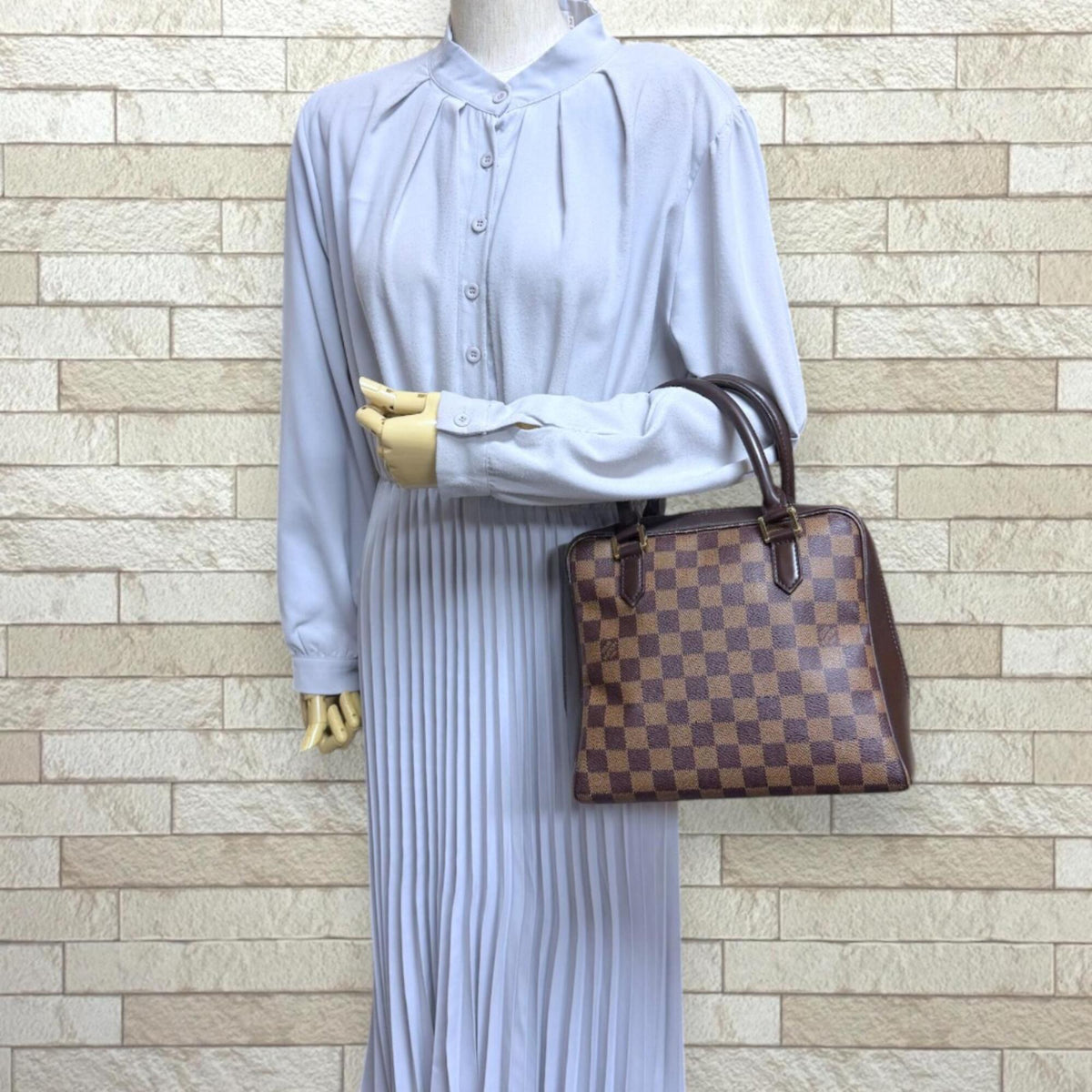 Louis Vuitton Damier Brown Damier Canvas Handbag (Pre-Owned)