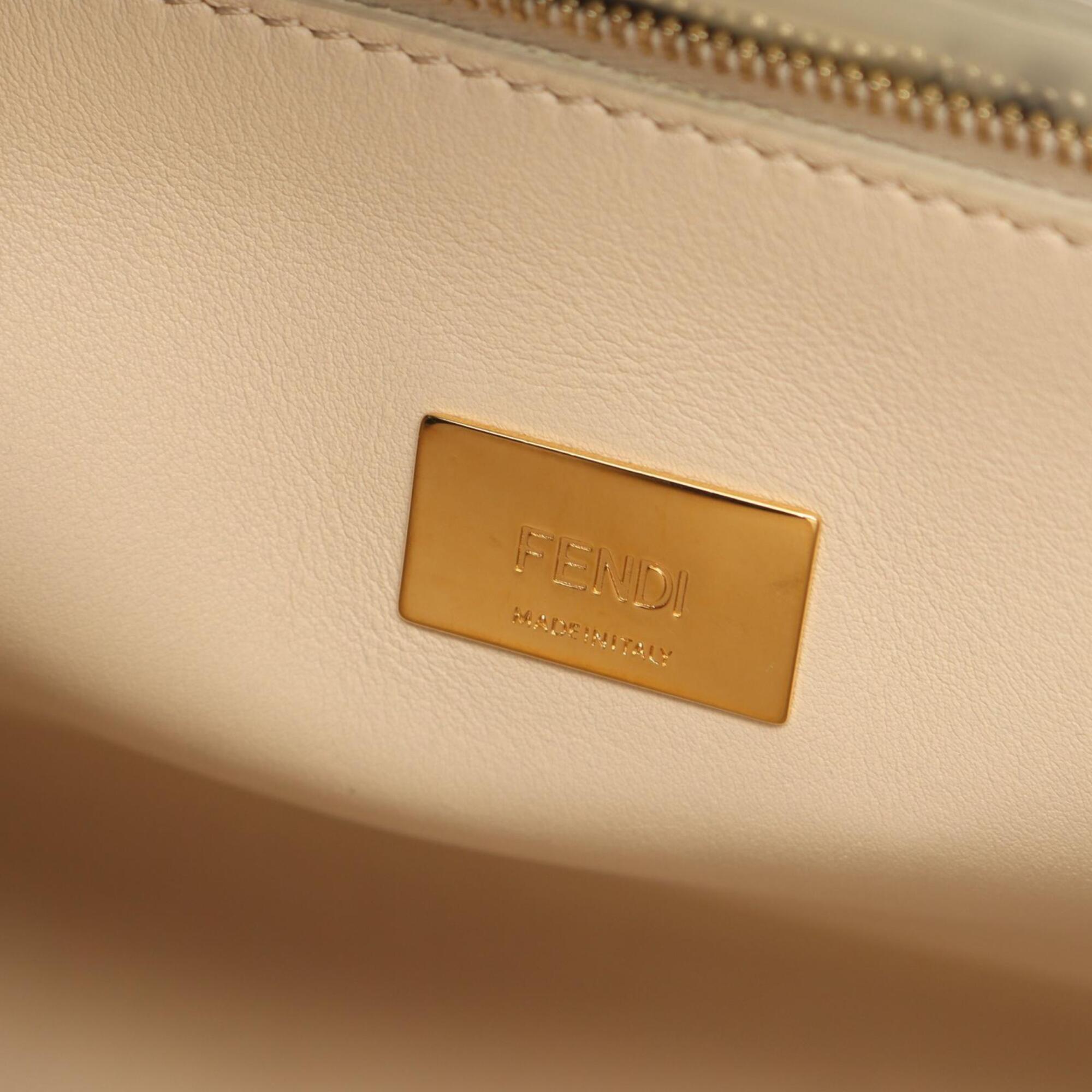 Fendi Khaki Leather Handbag (Pre-Owned)
