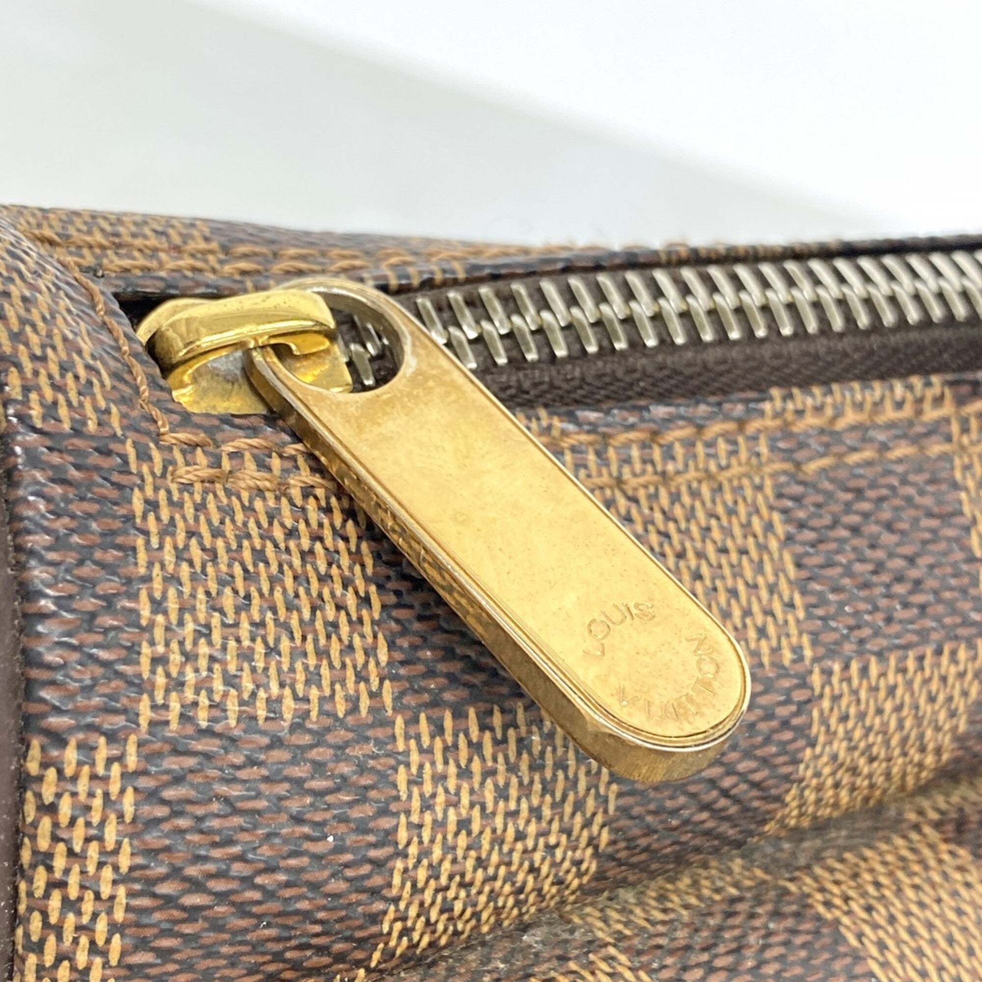 Louis Vuitton Ebene Shoulder Bag (Pre-Owned)