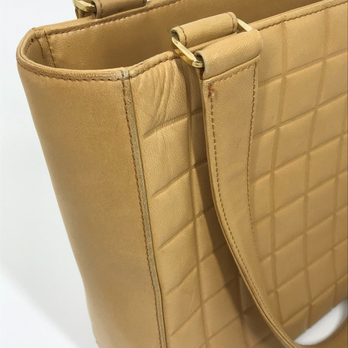 Chanel Beige Leather Tote Bag (Pre-Owned)