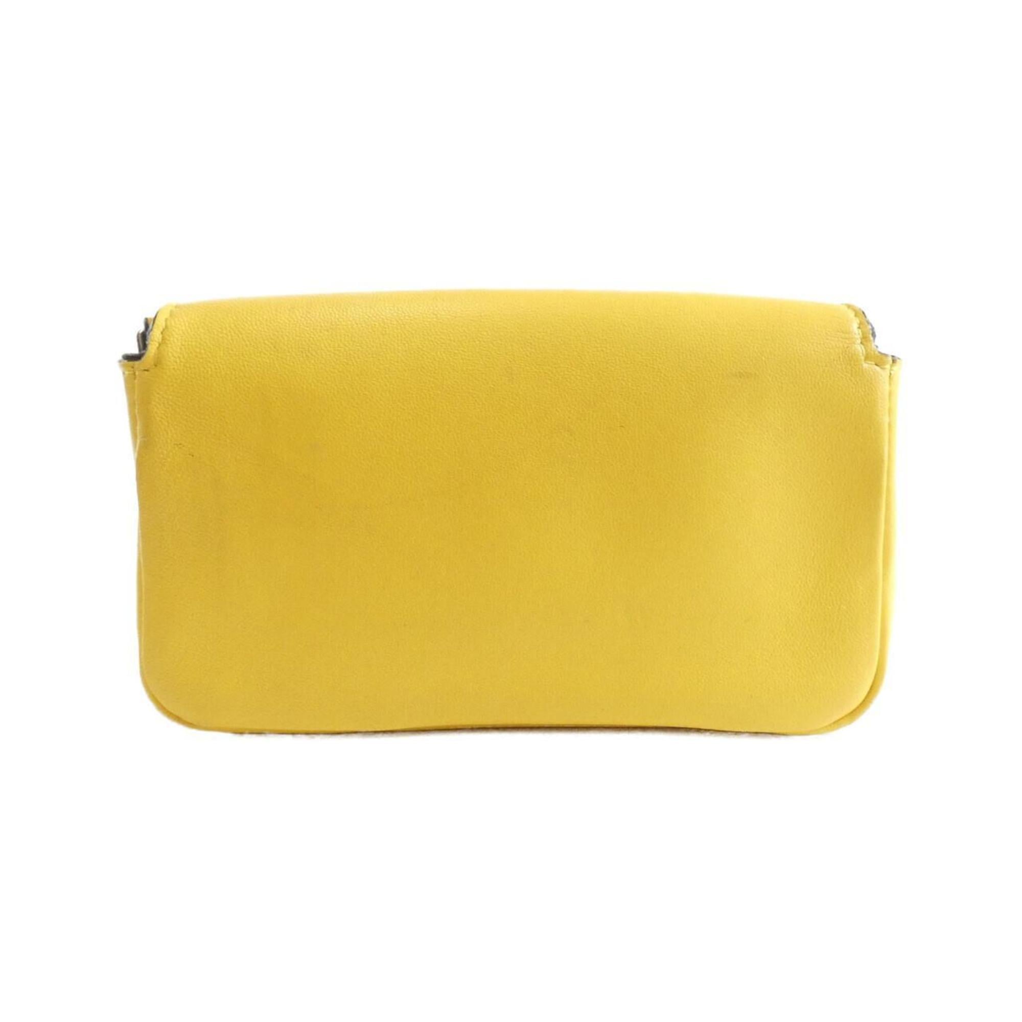 Fendi Yellow Leather Baguette Bag Handbag (Pre-Owned)