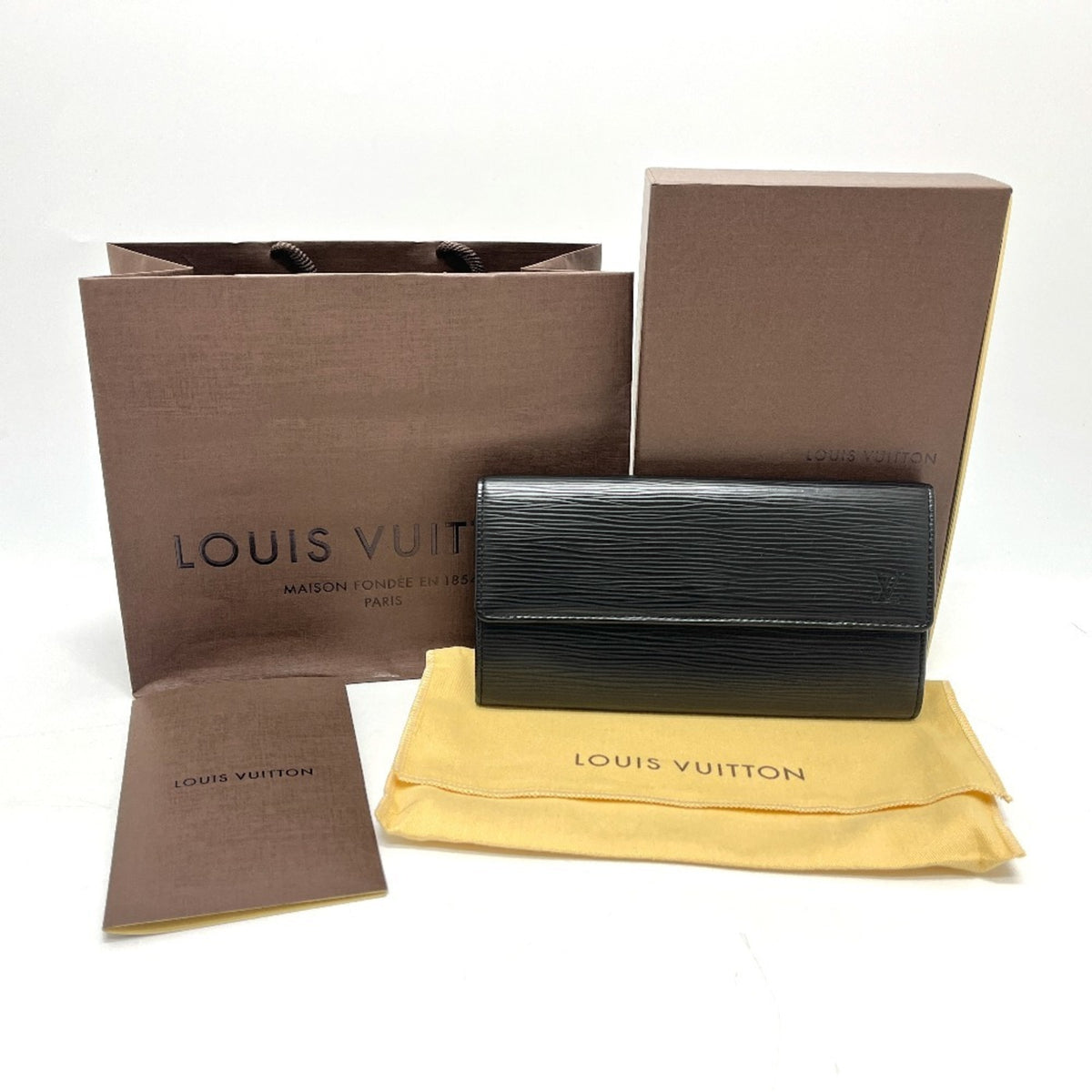 Louis Vuitton Black Epi Leather Long Wallet (Bi-Fold) (Pre-Owned)