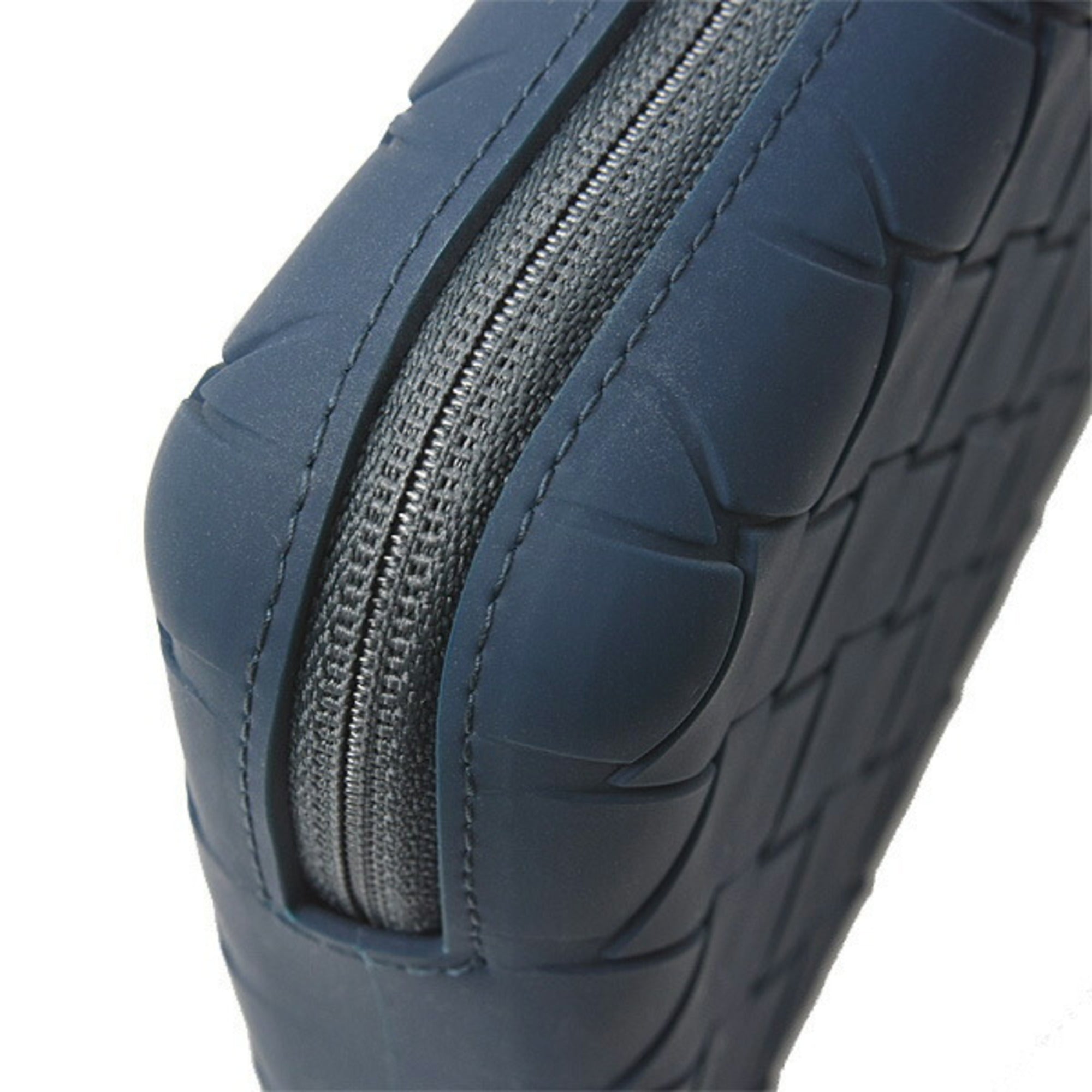 Bottega Veneta Navy Rubber Pouch (Pre-Owned)