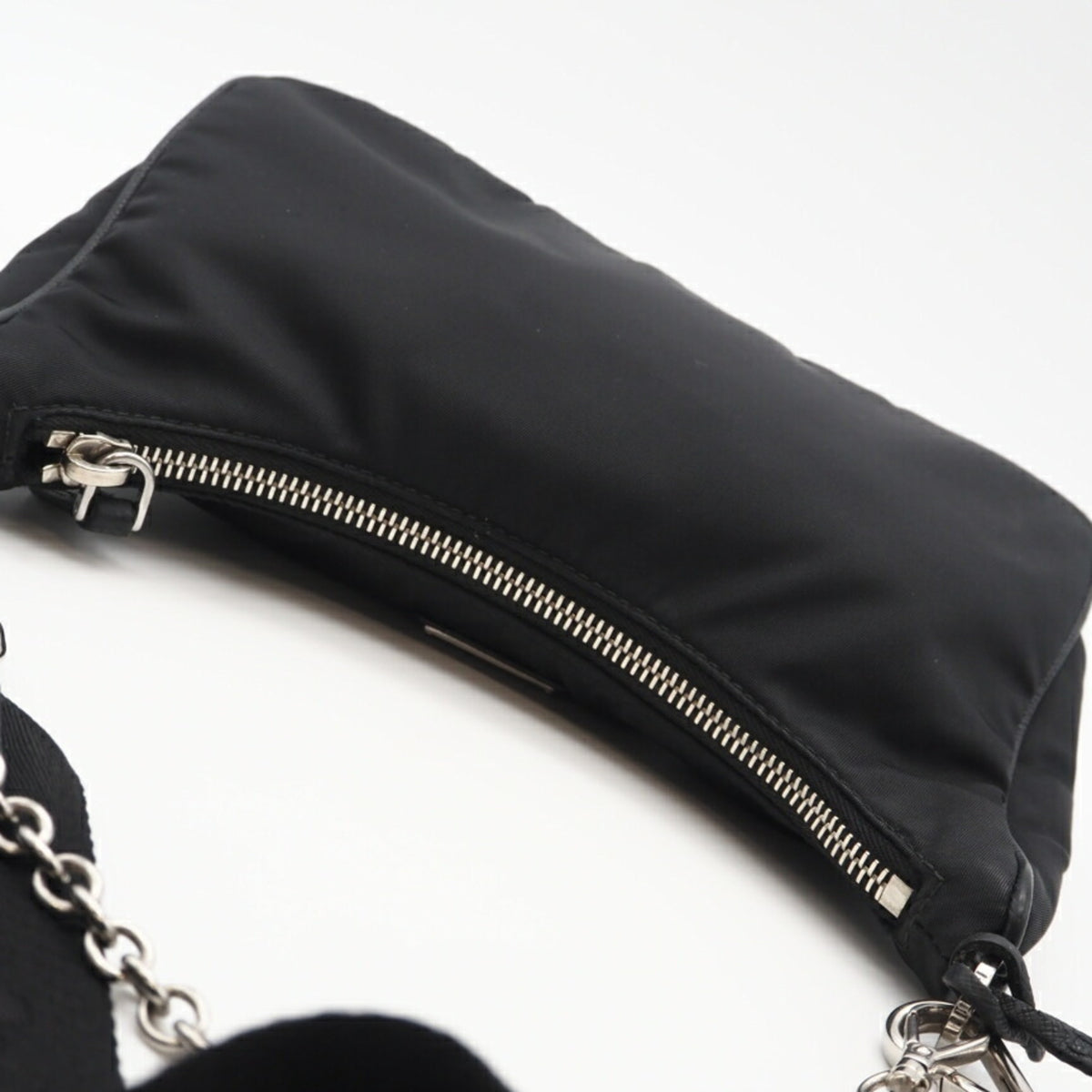 Prada Black Leather Shoulder Bag (Pre-Owned)