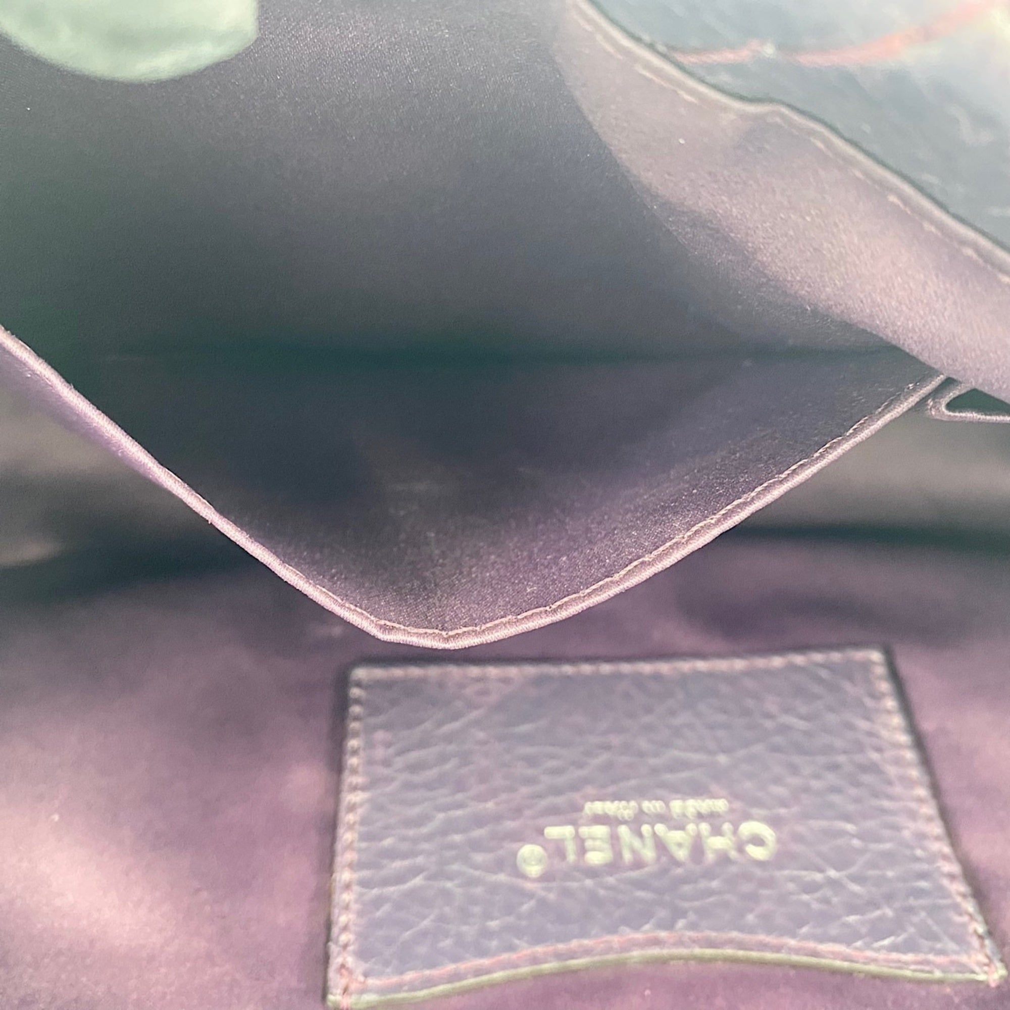 Chanel Purple Shoulder Bag (Pre-Owned)