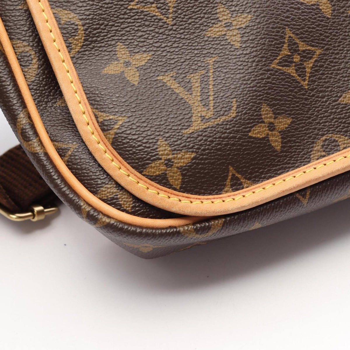 Louis Vuitton Brown Monogram Monogram Leather Handbag Shoulder Bag (Pre-Owned)