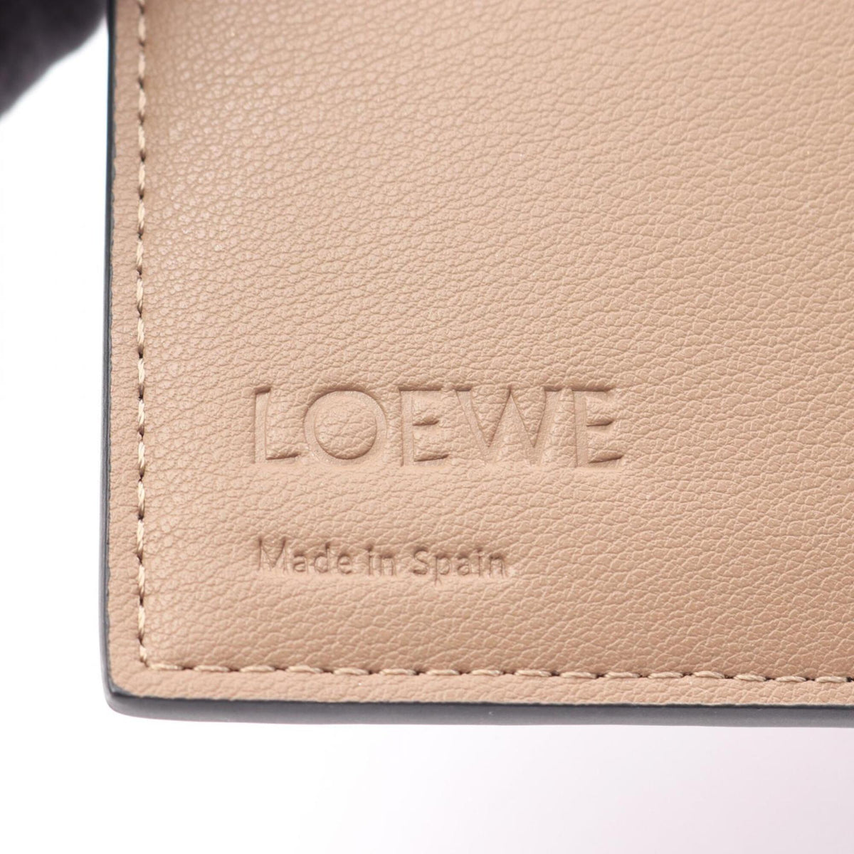 Loewe Brown Leather Wallet (Tri-Fold) (Pre-Owned)