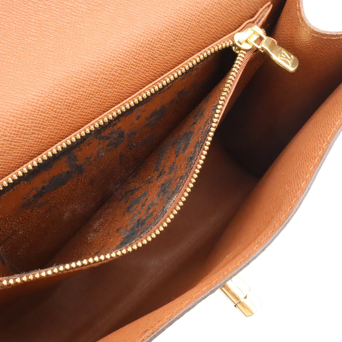 Louis Vuitton Brown Monogram Canvas Handbag (Pre-Owned)
