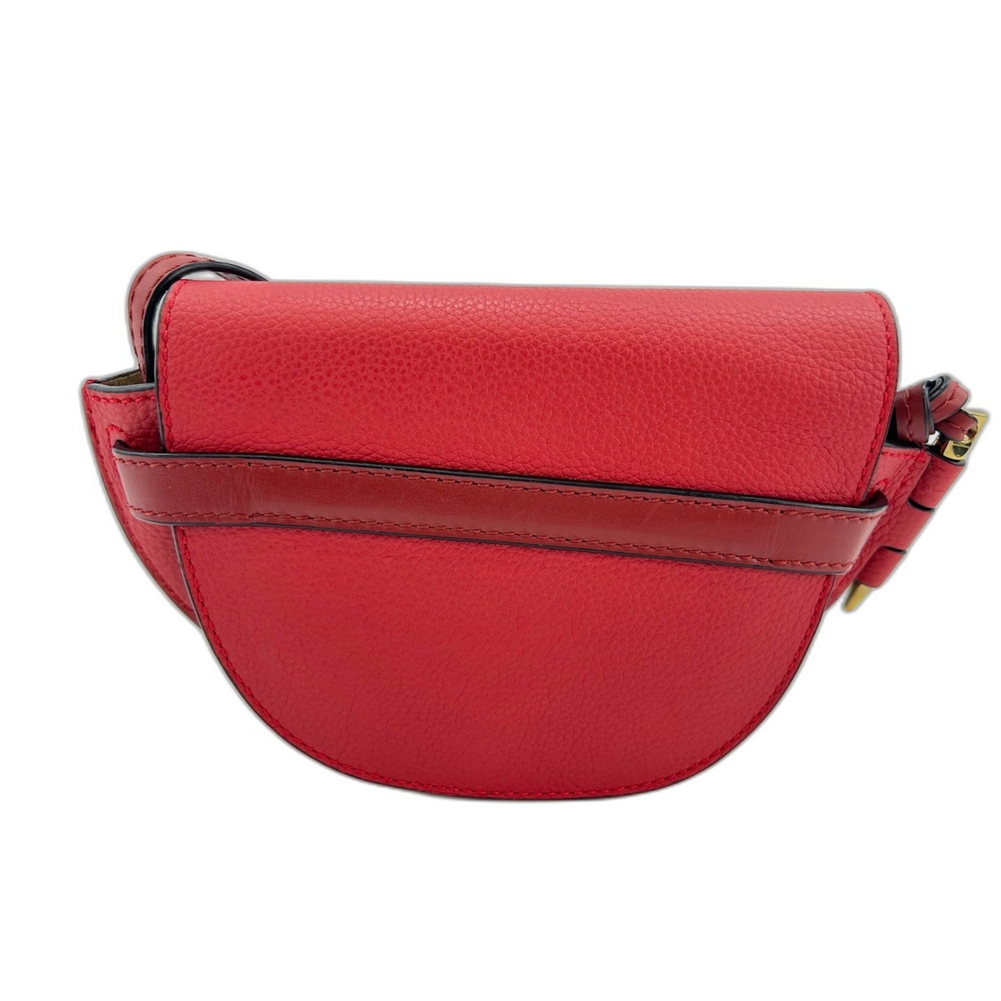 Loewe Red Color Shoulder Bag (Pre-Owned)