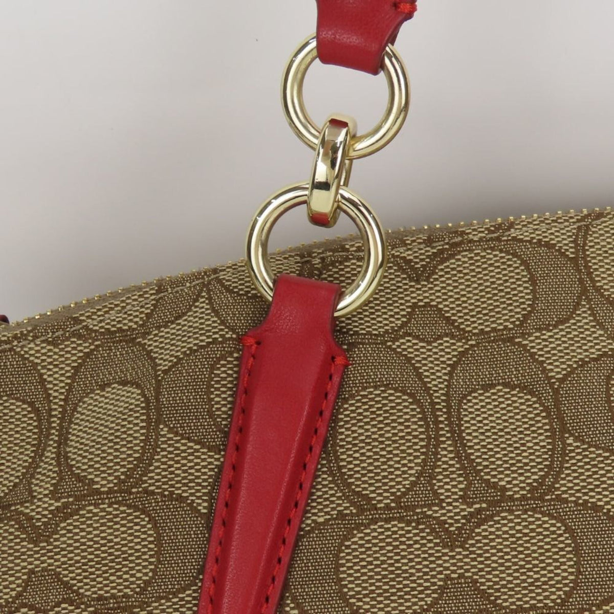 Coach Signature Beige Red Color Canvas Handbag (Pre-Owned)