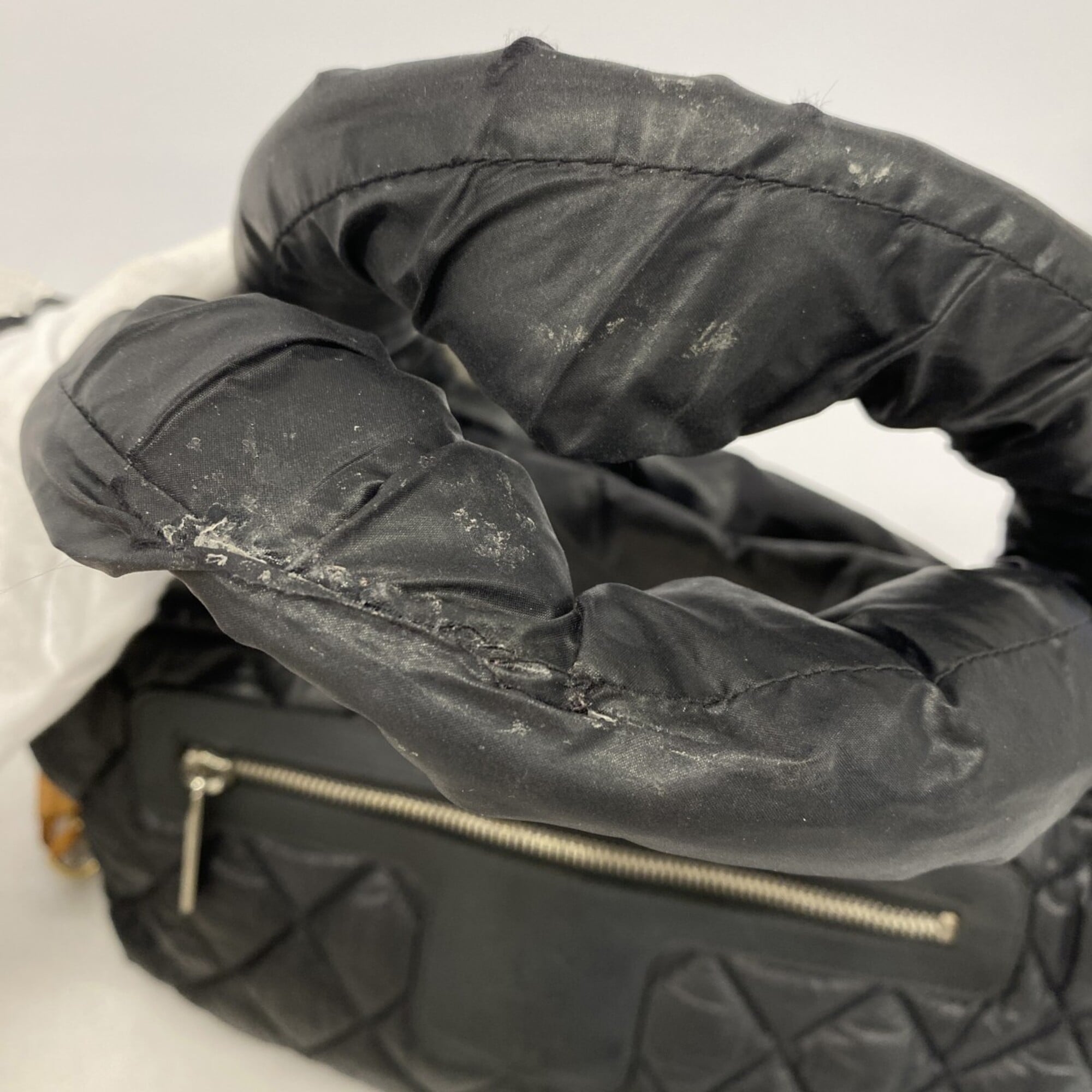 Chanel Black Nylon Tote Bag (Pre-Owned)