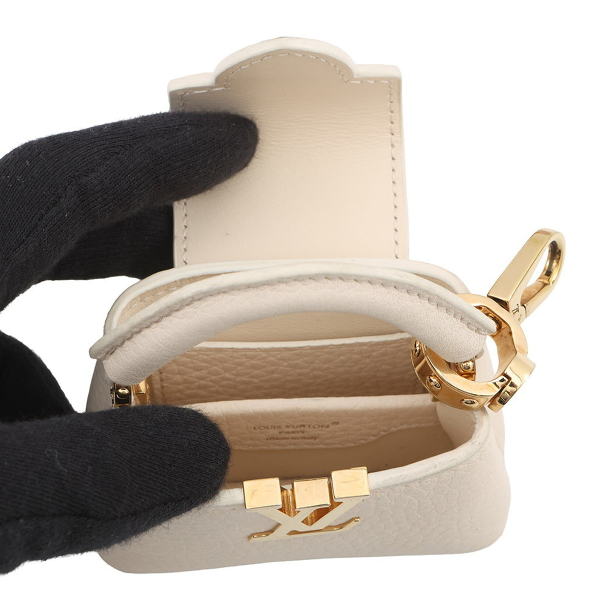 Louis Vuitton White Leather Handbag (Pre-Owned)